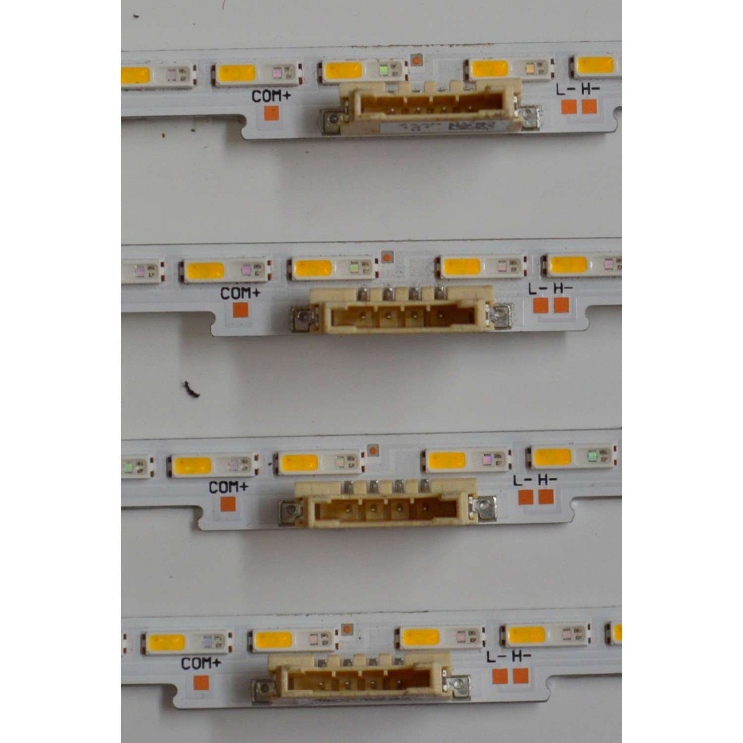 KIT DE LEDS ORIGINAL PARA TV SAMSUNG 4 PIEZAS / NUMERO DE PARTE BN96-52601A / Q60/70A_STC750A95__2INI_48LEDS_REV1.0_200914 BN96-52601A C / BN9652601A / PANEL CY-QA075FGHV7H / DISPLAY ST7461D02-M VER.2.1 / MODELO QN75Q7DAAFXZA - Imagen 3