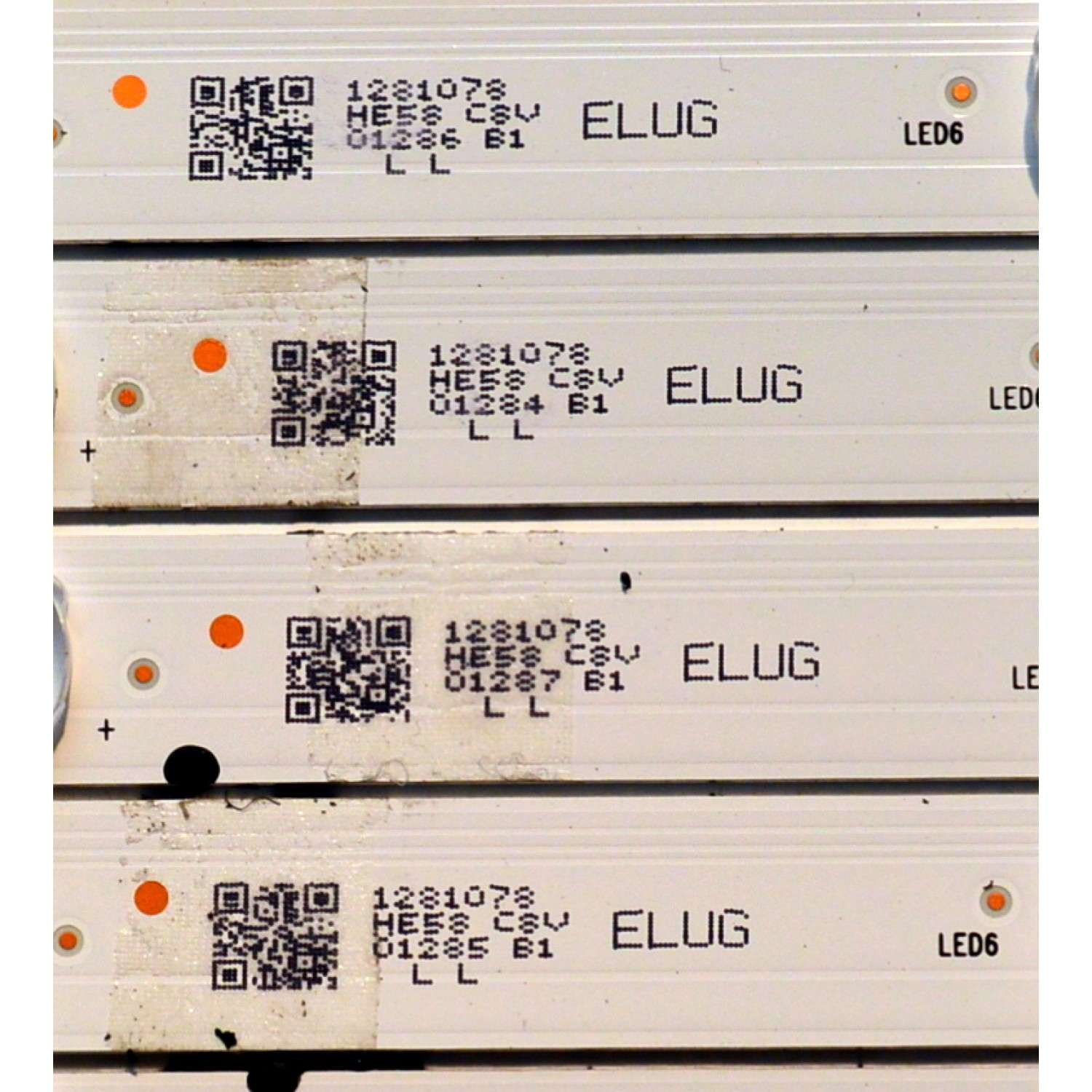 KIT DE LEDS ORIGINAL PARA TV HISENSE 8 PIEZAS / NUMERO DE PARTE LB5800N / HD580Y3U92-L8 / 2022041301 / LB5800N / HBH-L2 / 1281078 / HE58 C8V / ELUG / PANEL HD580Y3U92-L8 / DISPLAY CV580U1-T01 REV:02 / MODELO 58U6HF - Imagen 4