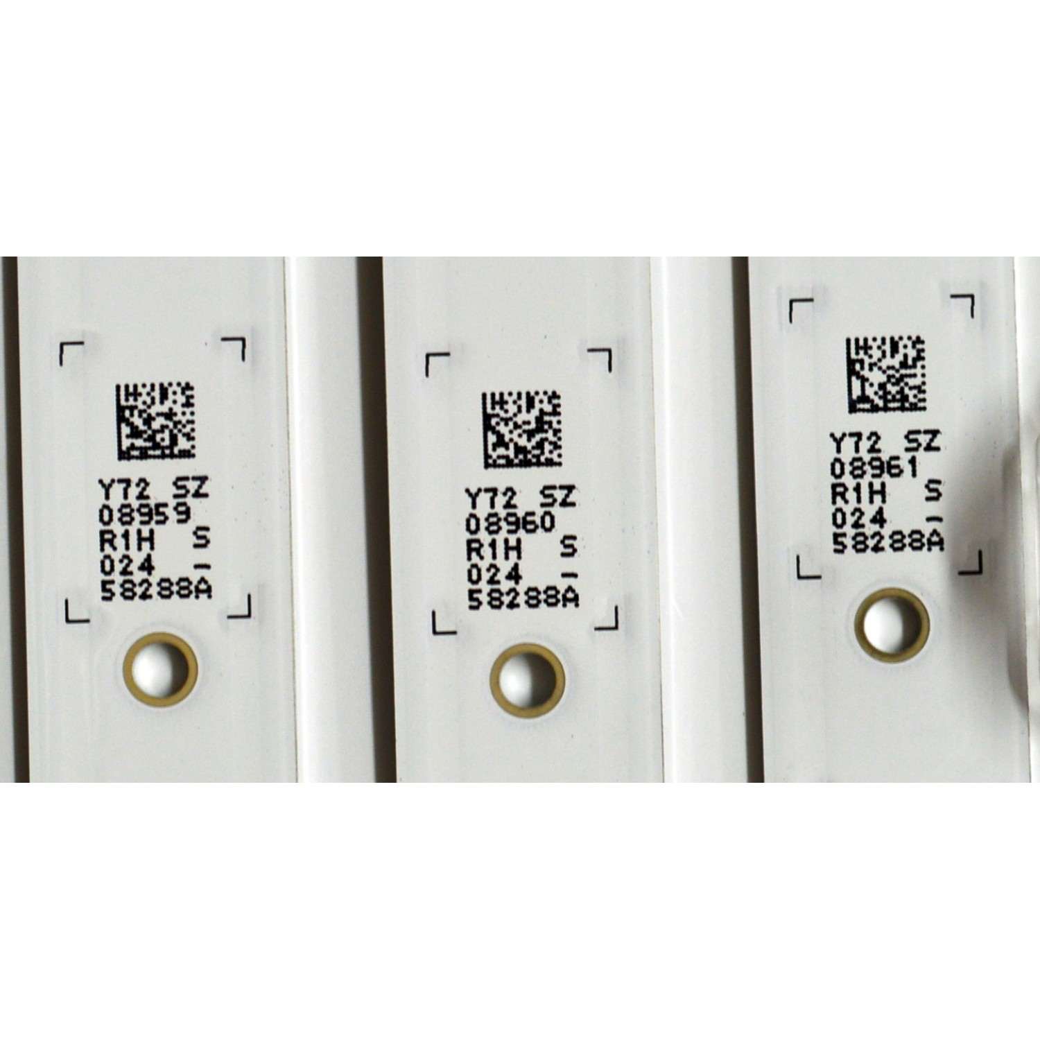 KIT DE LEDS ORIGINAL PARA TV SAMSUNG 6 PIEZAS / NUMERO DE PARTE BN96-58288A / BN96-58290A / LM41-01149A / LM41-01150A / L1_DU7K_F0_CFM_L8(1) / L1_DU7K_F0_CFM_R9(1) / R1.1_XAK_100_7PI / PANEL CY-BD060HGSV1H / DISPLAY JE601R3HD3K /MODELO UN60DU6900FXZA UA01 - Imagen 3