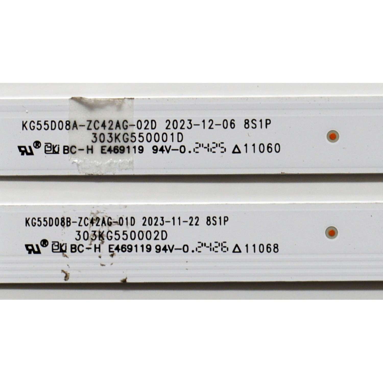 KIT DE LEDS ORIGINAL PARA TV ONN 5 PIEZAS / NUMERO DE PARTE 303KG550001D / 303KG550002D / KG55D08A-ZC42AG-02D / KG55D08B-ZC42AG-01D / 2010106569 / 7839-102012 / BMTC / KG550M04 / KG550M03 / PANEL K550WDGF / DISPLAY LC550EQC / MODELO 100012586 55" - Imagen 3