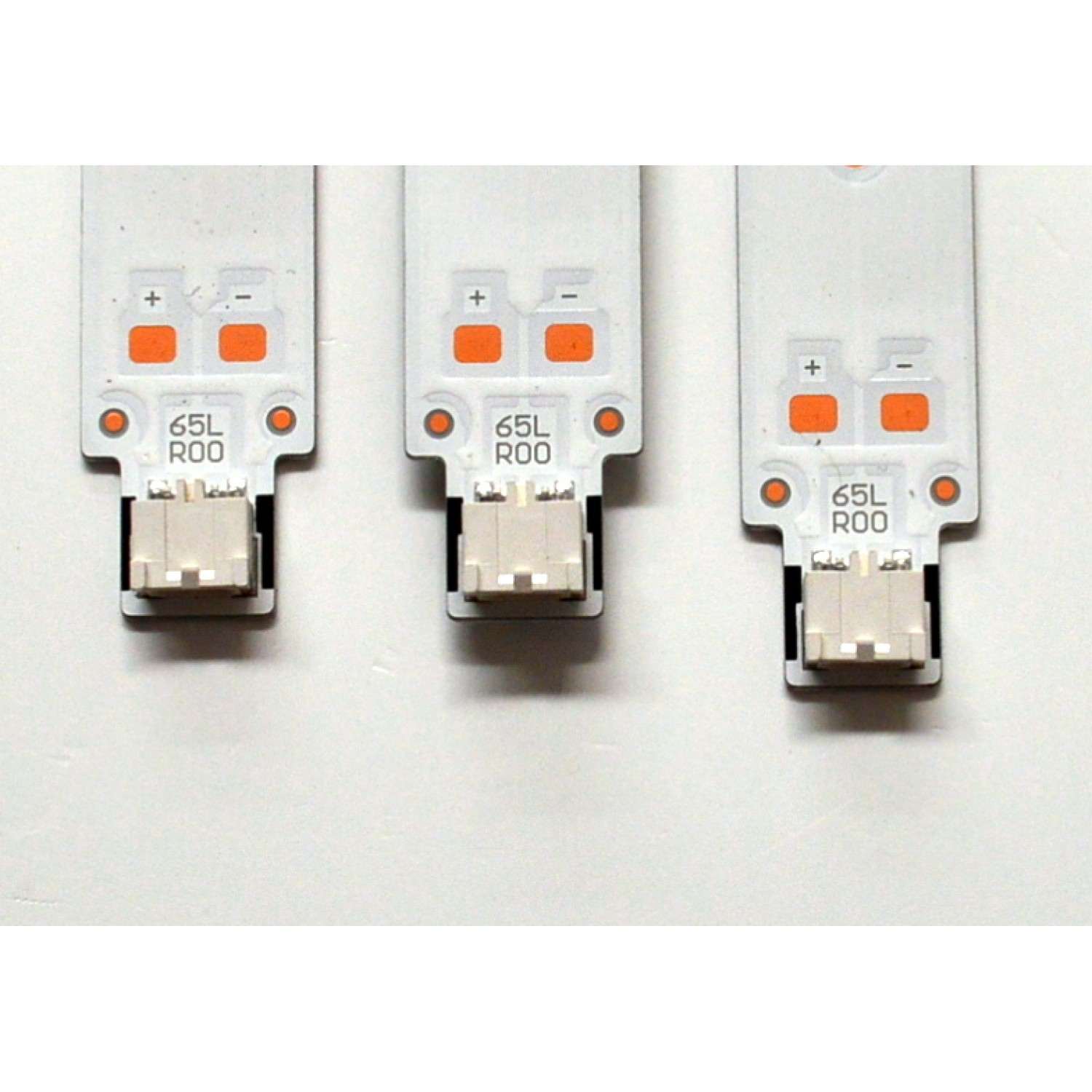 KIT DE LEDS ORIGINAL PARA TV SAMSUNG 6 PIEZAS / NUMERO DE PARTE BN96-58291A / BN96-58289A / 65RR00 / 65LR00 / 58291A / 58289A / PANEL CY-BD065HGSV2H / DISPLAY JR645R3HD1K / MODELO UN65DU7200BXZA / UN65DU7200BXZA UB01 - Imagen 5