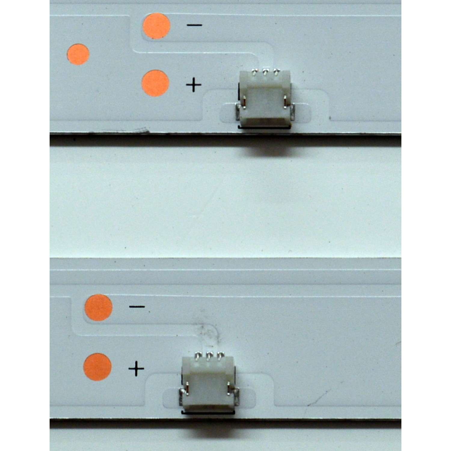 KIT DE LEDS ORIGINAL PARA TV HISENSE  2 PIEZAS / NUMERO DE PARTE JL.D580G1330-003AS-M / JL.D580G1330-003AS-M_V02 / HD580H1U91-T0L1 / 2023121201 / 2023121201 / 1400348500 / 2204 230631 / PANEL HD580H1U91-T0L1/ROH / DISPLAY CV580U4-L01 / MODELO 58R6E5 / 58A6NV / 58A65NV - Imagen 5