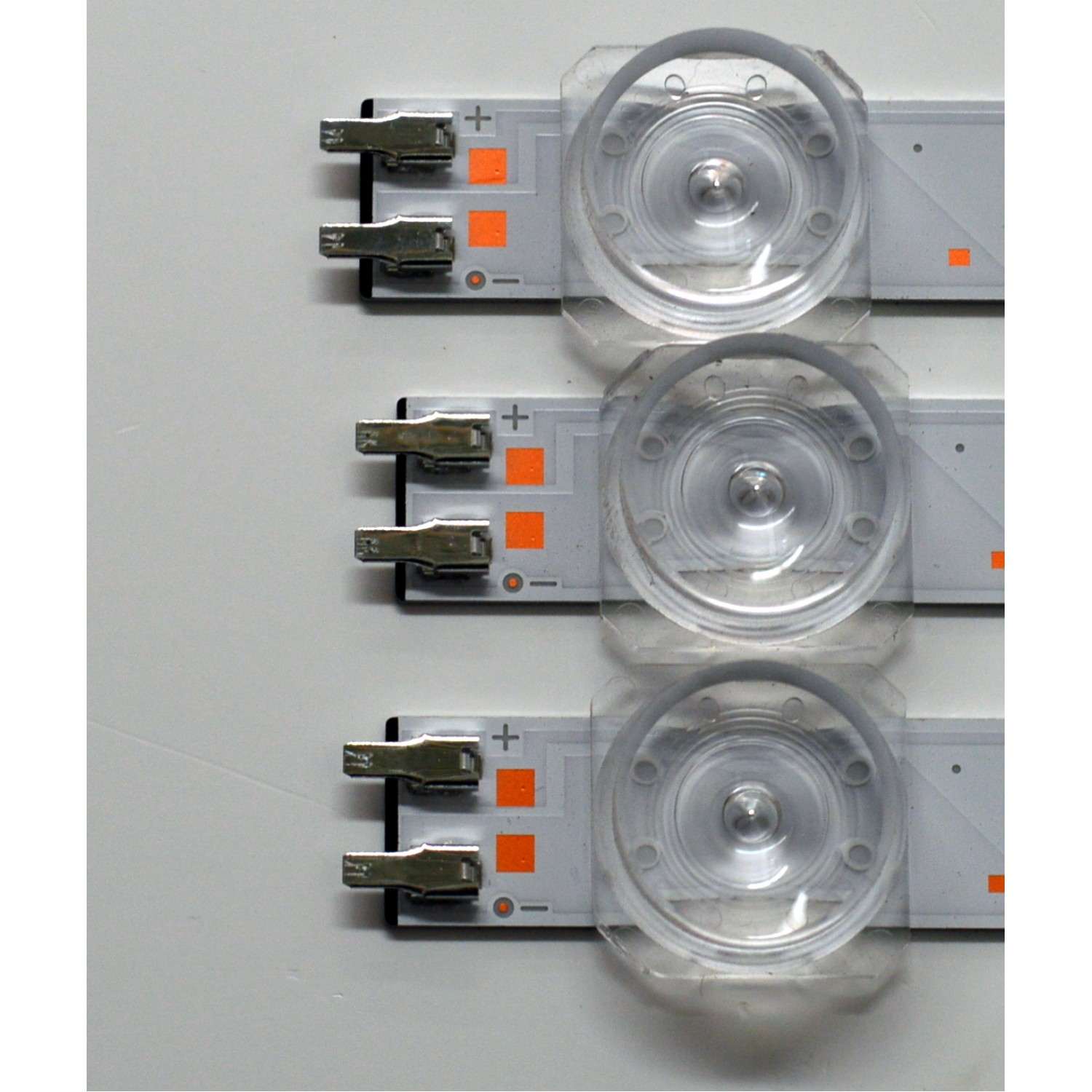 KIT DE LEDS ORIGINAL PARA TV SAMSUNG 6 PIEZAS / NUMERO DE PARTE BN96-58291A / BN96-58289A / V4D7-650SMA-R0 / V4D7-650SMB-R0 / 58291A / 58289A / PANEL CY-BD065HGHV2H / DISPLAY ST6451D06-1 V2.1 / MODELO UN65DU7200DXZA / UN65DU7200DXZA CC03 - Imagen 4