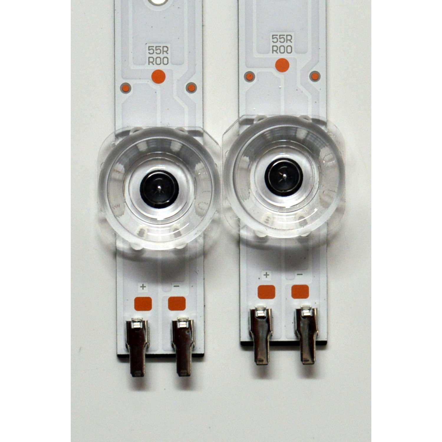 KIT DE LEDS ORIGINAL PARA TV SAMSUNG 4 PIEZAS / NUMERO DE PARTE BN96-58286A / BN96-58287A / 55RR00 / 55LR00 / 58286A / 58287A / PANEL CY-BD055HGXV2H / DISPLAY LC550EQC (SP)(A3) / MODELO UN55DU7200BXZA / UN55DU7200BXZA WB01 - Imagen 6