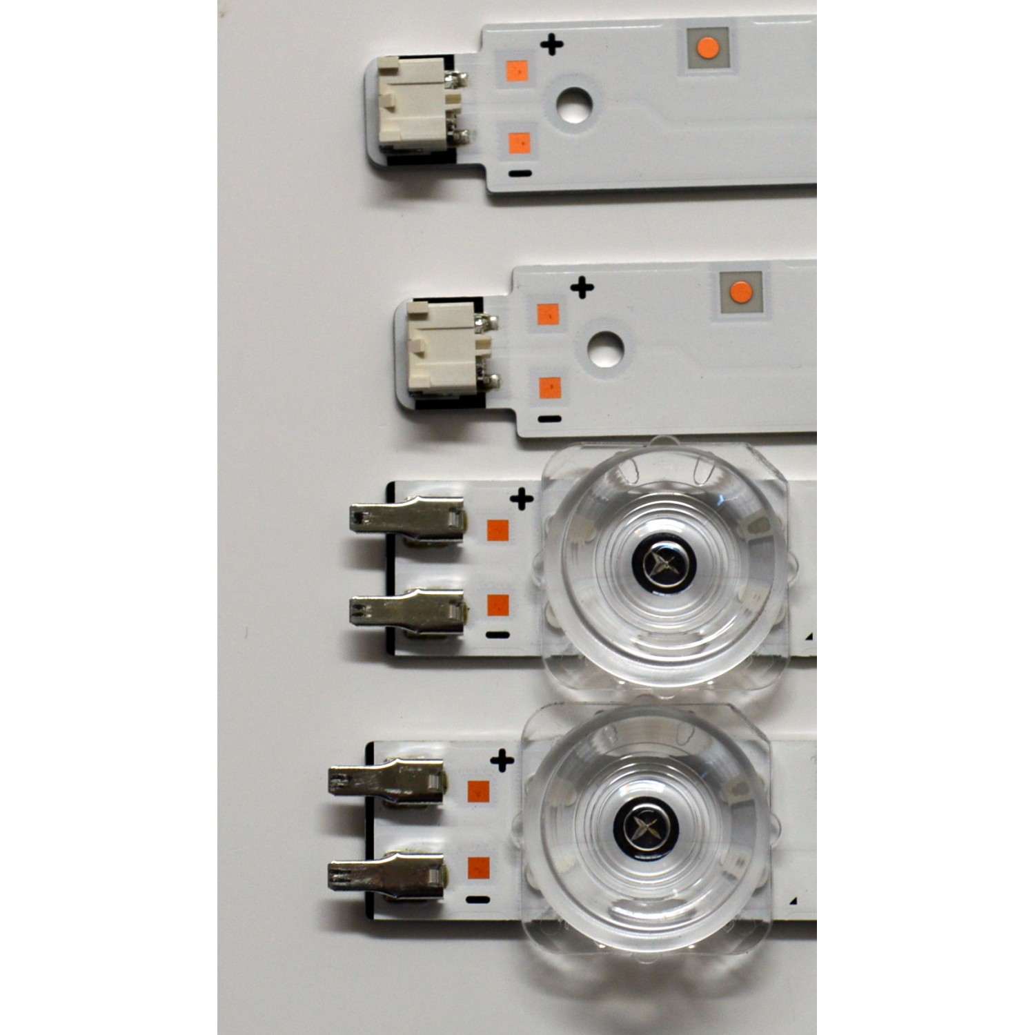 KIT DE LEDS ORIGINAL PARA TV SAMSUNG 4 PIEZAS / NUMERO DE PARTE BN96-58284A / BN96-58285A / DU7K_SVC500AN9-R / DU7K_SVC500AN9-L / TYPE_REV1.0_231102 / 58284A / 58285A / PANEL CY-BD050HGNV2H / DISPLAY V500DJ7-QE1 / BN96-52422A / MODELO UN50DU7200DXZA DC02 - Imagen 5