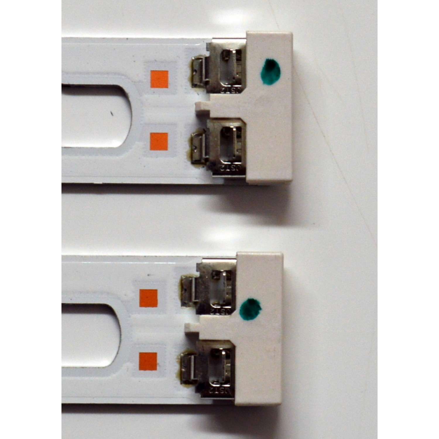 KIT DE LEDS ORIGINAL PARA TV SAMSUNG 4 PIEZAS / NUMERO DE PARTE BN96-58284A / BN96-58285A / DU7K_SVC500AN9-R / DU7K_SVC500AN9-L / TYPE_REV1.0_231102 / 58284A / 58285A / PANEL CY-BD050HGNV2H / DISPLAY V500DJ7-QE1 / BN96-52422A / MODELO UN50DU7200DXZA DC02 - Imagen 4