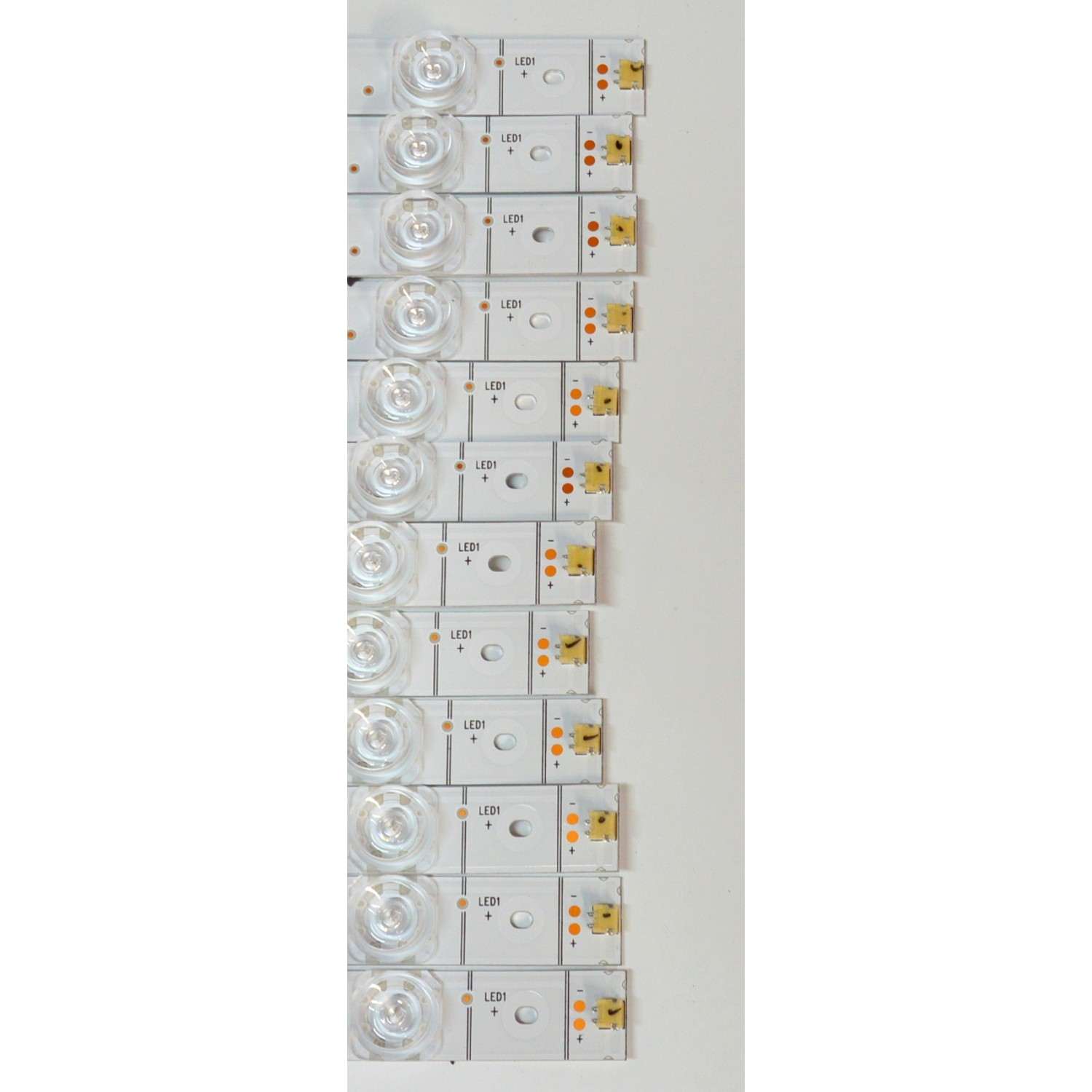 KIT DE LEDS ORIGINAL PARA TV HISENSE 12 PIEZAS / NUMERO DE PARTE LB8500N.0 / HD850H1U51-TAL / 2023072801 / LB8500N.0 / 1314914 / 7MU1 / 7UL2 / PANEL HD850HIU52-T0LF\ROH / DISPLAY T850QVN03.7 / MODELO 85QD75N / 85QD65QV - Imagen 4
