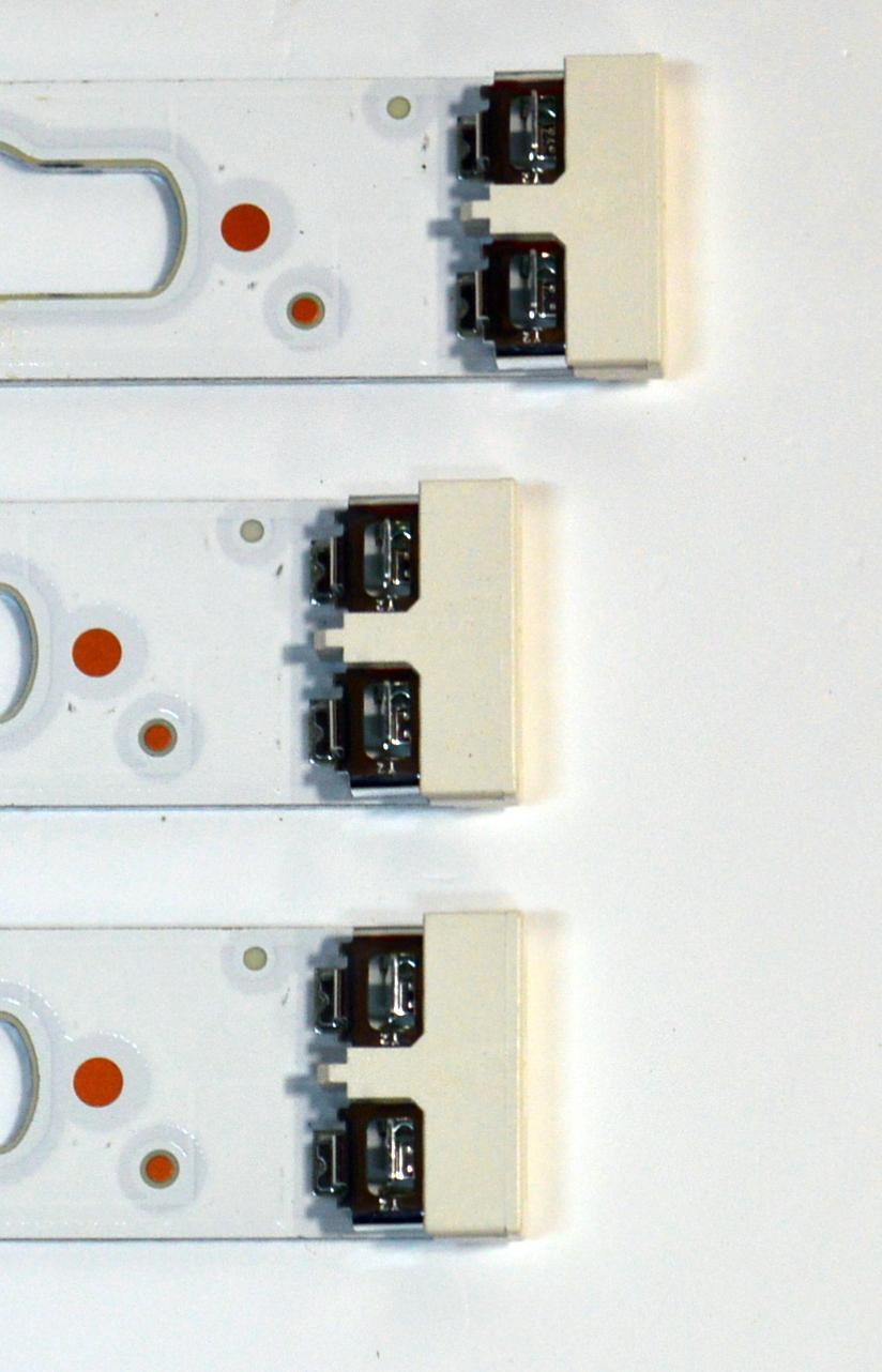 KIT DE LEDS ORIGINAL PARA TV SAMSUNG 6 PIEZAS / NUMERO DE PARTE BN96-50320A / BN96-50319A / 43RR00 / 43RL00 / 50320A / 50319A / MODELO UN43TU8000FXZA - Imagen 5