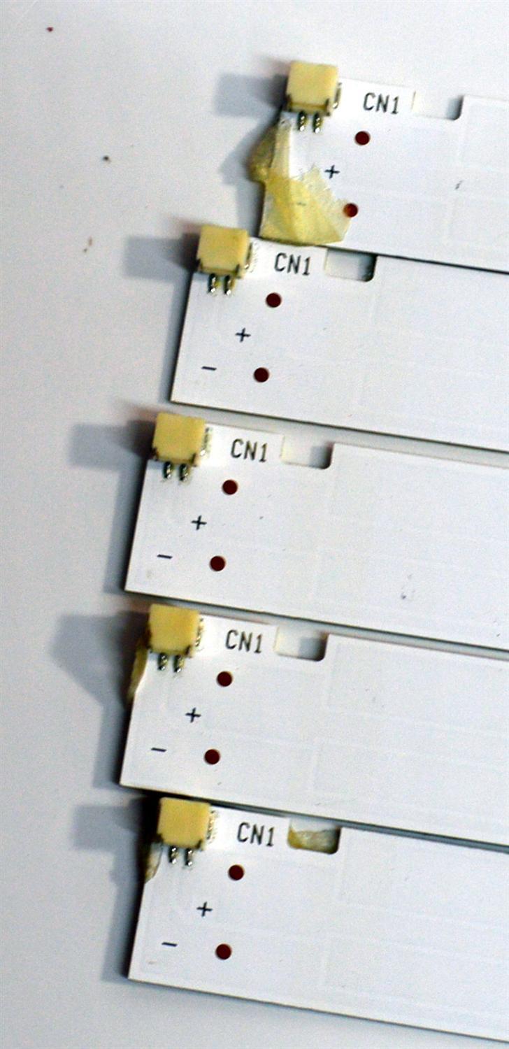 KIT DE LEDS ORIGINAL PARA TV VIZIO 5 PIEZAS / NUMERO DE PARTE 4300WS80081 / I-4300WS80081-V2 / 0563802205218ZF / DISPLAY T430HVN01.0 / MODELO D43F-F2 / D43F-F2 LWZ2VNPV - Imagen 2