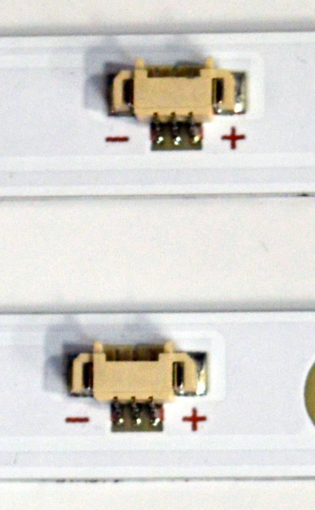 KIT DE LEDS ORIGINAL PARA TV ONN 2 PIEZAS / NUMERO DE PARTE 30342011012DS / LED42D11-ZC52AG-10DSEZ / 240912BF03 / 42000M59H / PANEL JR425R3HC0K / DISPLAY JR425R3HC0K / BN96-57614A / MODELO 100012584 43" / 100133209 43" - Imagen 4