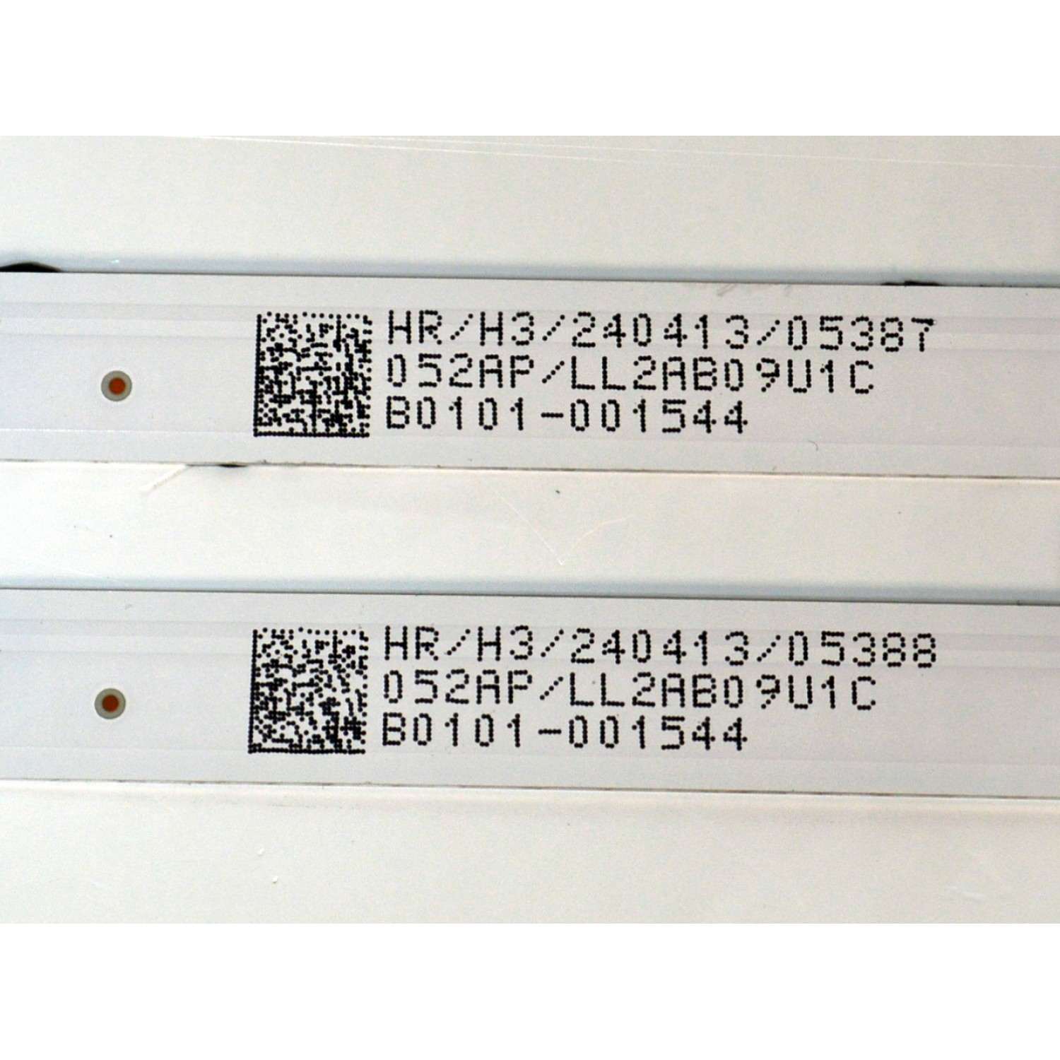 KIT DE LEDS ORIGINAL PARA TV TCL 4 PIEZAS / NUMERO DE PARTE 55HR330M07B5 V1 / 55HR332M12AH V0 / 55LJ / LL2AB09U1C / B0101-001545 / B0101-001544 / PANEL LVU550NDJL / DISPLAY ST5461D18-2 V2.1 / MODELO 55S571G / 55S551G - Imagen 2
