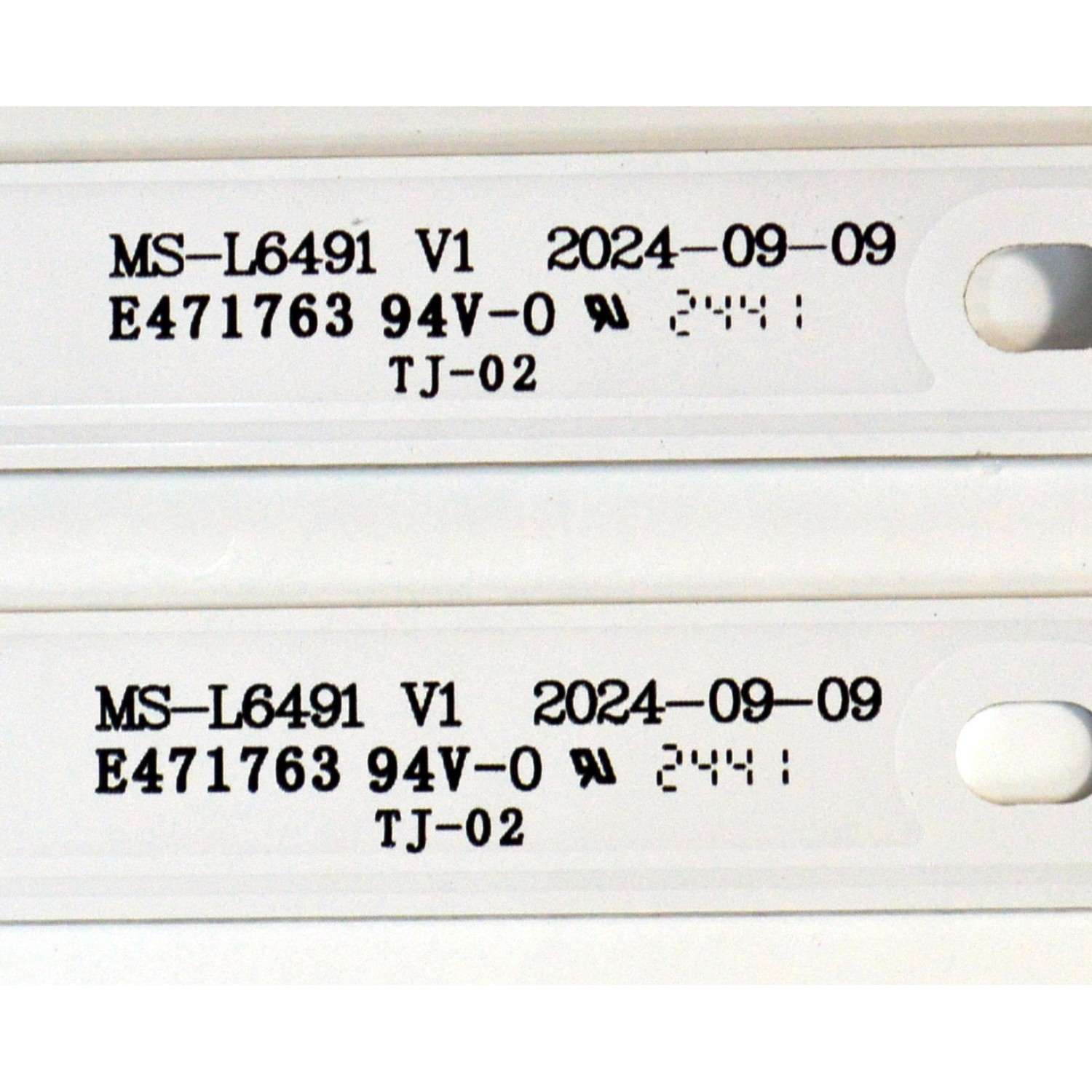 KIT DE LEDS ORIGINAL PARA TV ONN 2 PIEZAS / NUMERO DE PARTE MS-L6491 / MS-L6491 V1 / LB-C240-G5C1-Z-4-12-W-N-1A / M240 A5 C H 3L / PANEL C240Y24-G5 / DISPLAY PT236AT05-1 VER.1.0 / MODELO 100012590 24" - Imagen 3