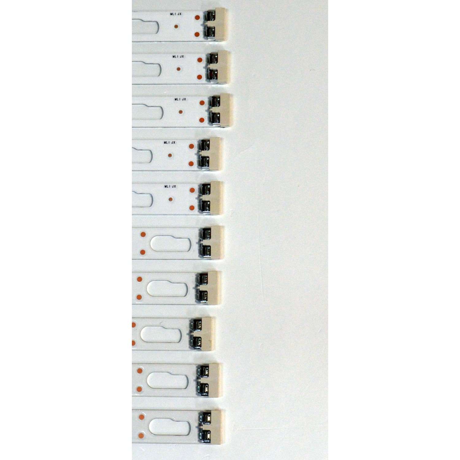 KIT DE LEDS ORIGINAL PARA TV SAMSUNG 15 PIEZAS / NUMERO DE PARTE  BN96-60397A / BN96-60396A / BN96-60395A / JL.D850J1330-408AL-M_V09 7.0 / JL.D850J1330-408AR-M_V09 7.0 / PANEL CY-TF085HGAV1H / DISPLAY T850QVN04.2 / MODELO UN85U8000FBXZA AB01 - Imagen 3