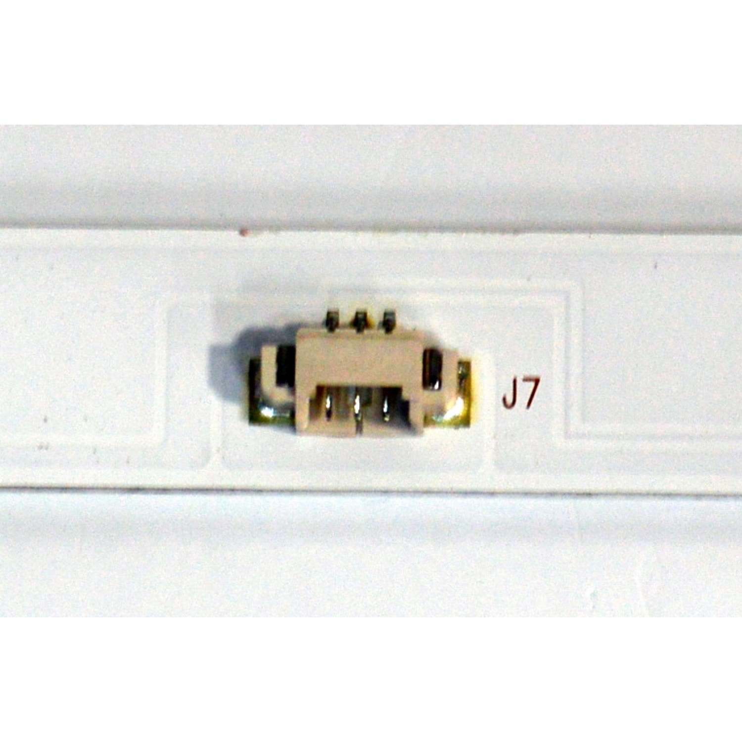 KIT DE LEDS ORIGINAL PARA TV ONN 3 PIEZAS / NUMERO DE PARTE 30350009208D / 30350009207D / LED50D09B-ZC62AG-02D / LED50D09A-ZC62AG-02D / 50000M84 / 50000M83 / DISPLAY HF500QUB-F20 / MODELO 100012585 50" - Imagen 4