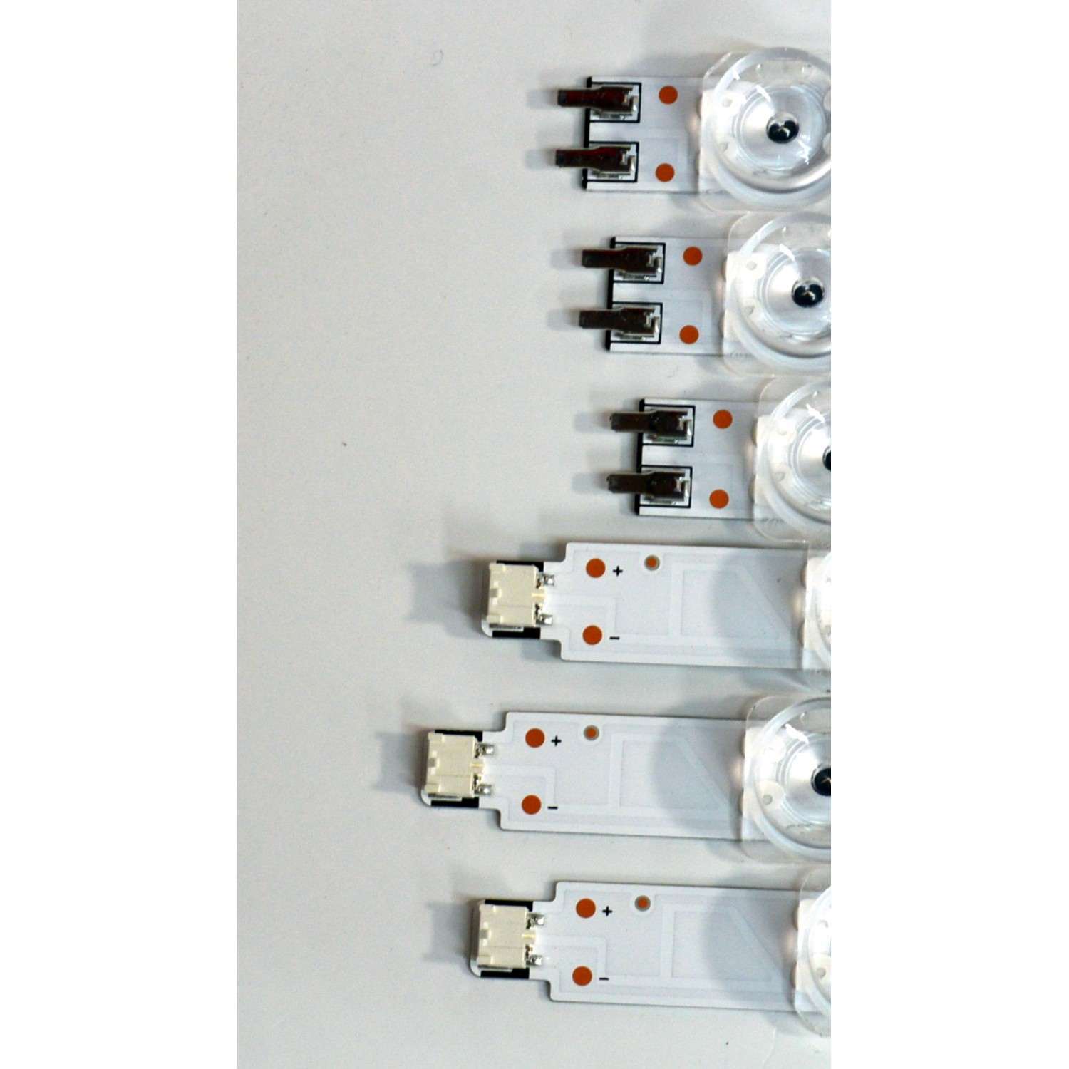 KIT DE LEDS ORIGINAL PARA TV SAMSUNG 6 PIEZAS / NUMERO DE PARTE BN96-58291A / BN96-58289A / JL.D650J1330-408AL-M_V12 / JL.D650J1330-408AR-M_V12 / 58291A / 58289A / PANEL CY-BD065HGSV5H / DISPLAY JR645R3HD1K / BN96-59390A / MODELO UN65DU7200BXZA UG06 - Imagen 5