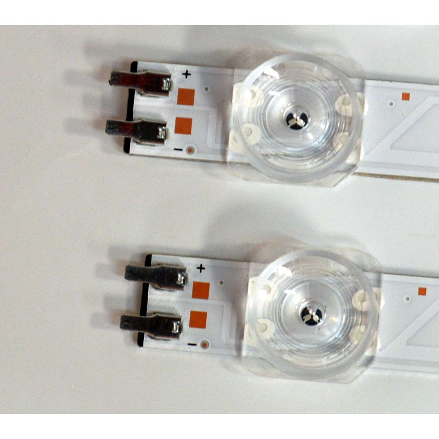 KIT DE LEDS ORIGINAL PARA TV SAMSUNG 4 PIEZAS / NUMERO DE PARTE BN96-60376A / BN96-60377A / V5F8-650SMA / V5F8-650SMB / 60376A / 60377A / PANEL CY-BF065HGHV8H / DISPLAY ST6451D06-9 V2.1 / MODELO UN65U8000FBXZA / UN65U8000FBXZA CB01 - Imagen 4
