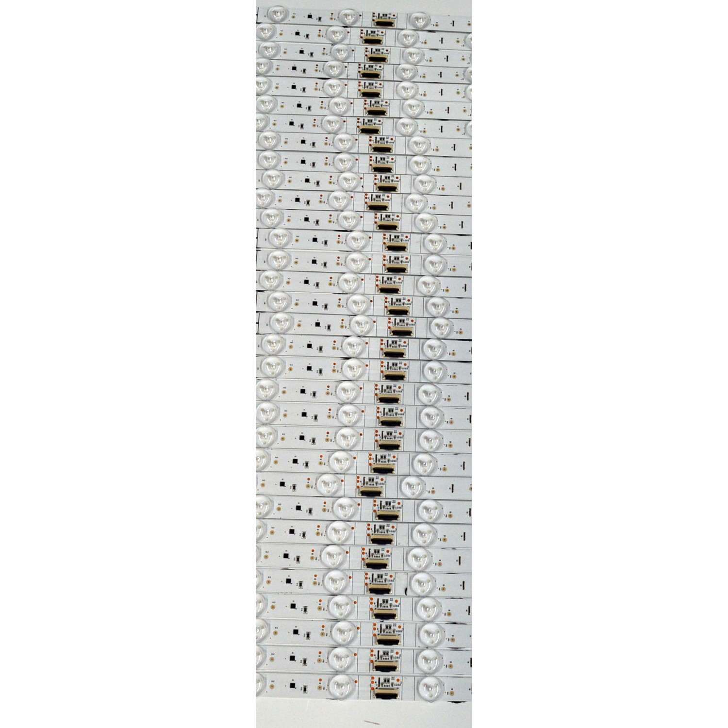 KIT DE LEDS ORIGINAL PARA TV HISENSE 32 PIEZAS / NUMERO DE PARTE LB10003.0 / HD100J3U61-TAL4 / 2025020601 / RSAG7.820.53158/ROH VER.A / 422660 / HE250318 / PANEL HD100J3U61-TBL4 / DISPLAY PTA00GT03-1 VER.1.0 / MODELO 100U65QFC - Imagen 5