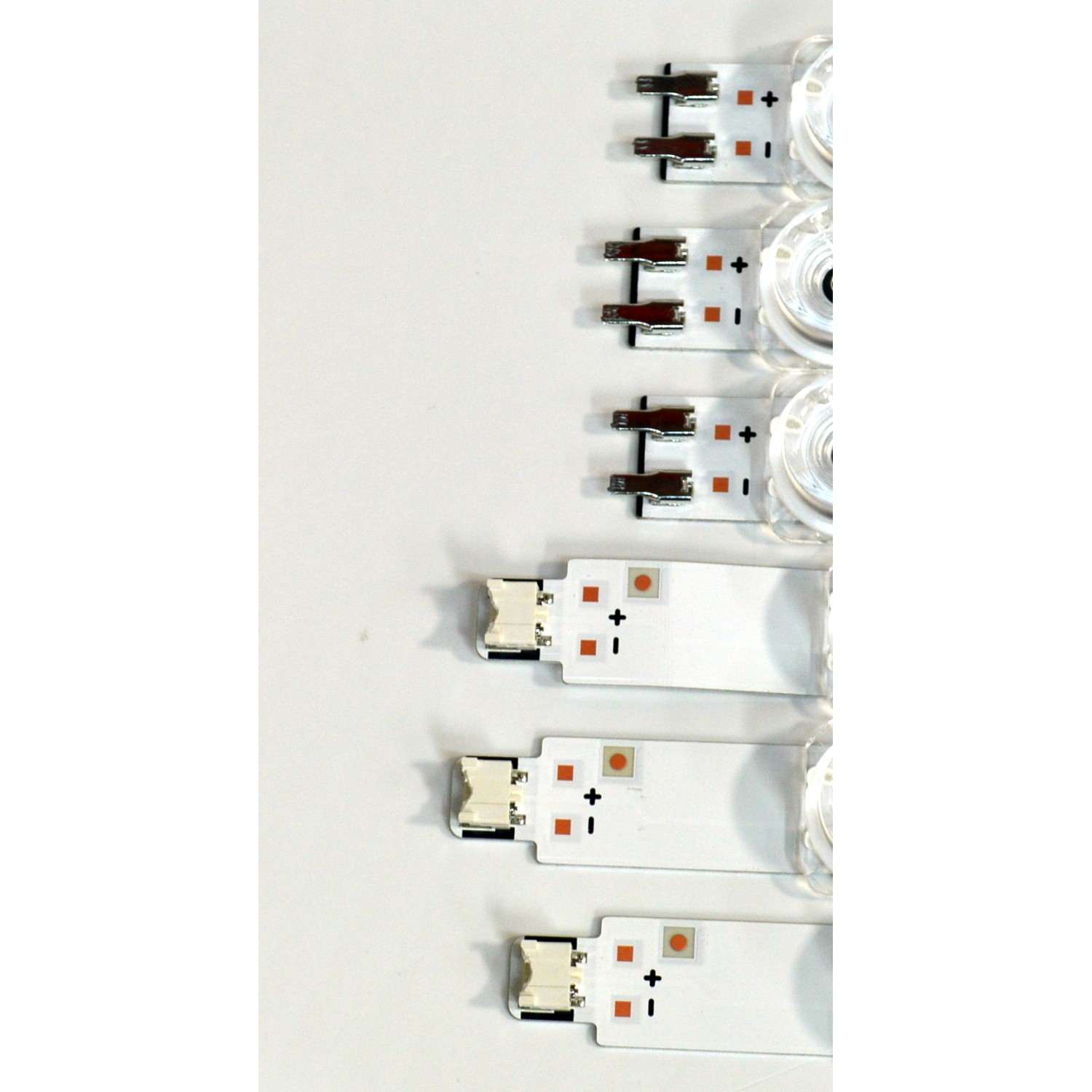 KIT DE LEDS ORIGINAL PARA TV SAMSUNG 6 PIEZAS / NUMERO DE PARTE BN96-60391A / BN96-60390A / Q70F_SVC650F23_L / Q70F_SVC650F23_R / TYPE_REV1.0_231102 / PANEL CY-TF065HGHV1H / DISPLAY ST6451D06-9 / BN96-59389A / MODELO QN65Q7FBAFXZA / QN65Q7FBAFXZA CA01 - Imagen 5