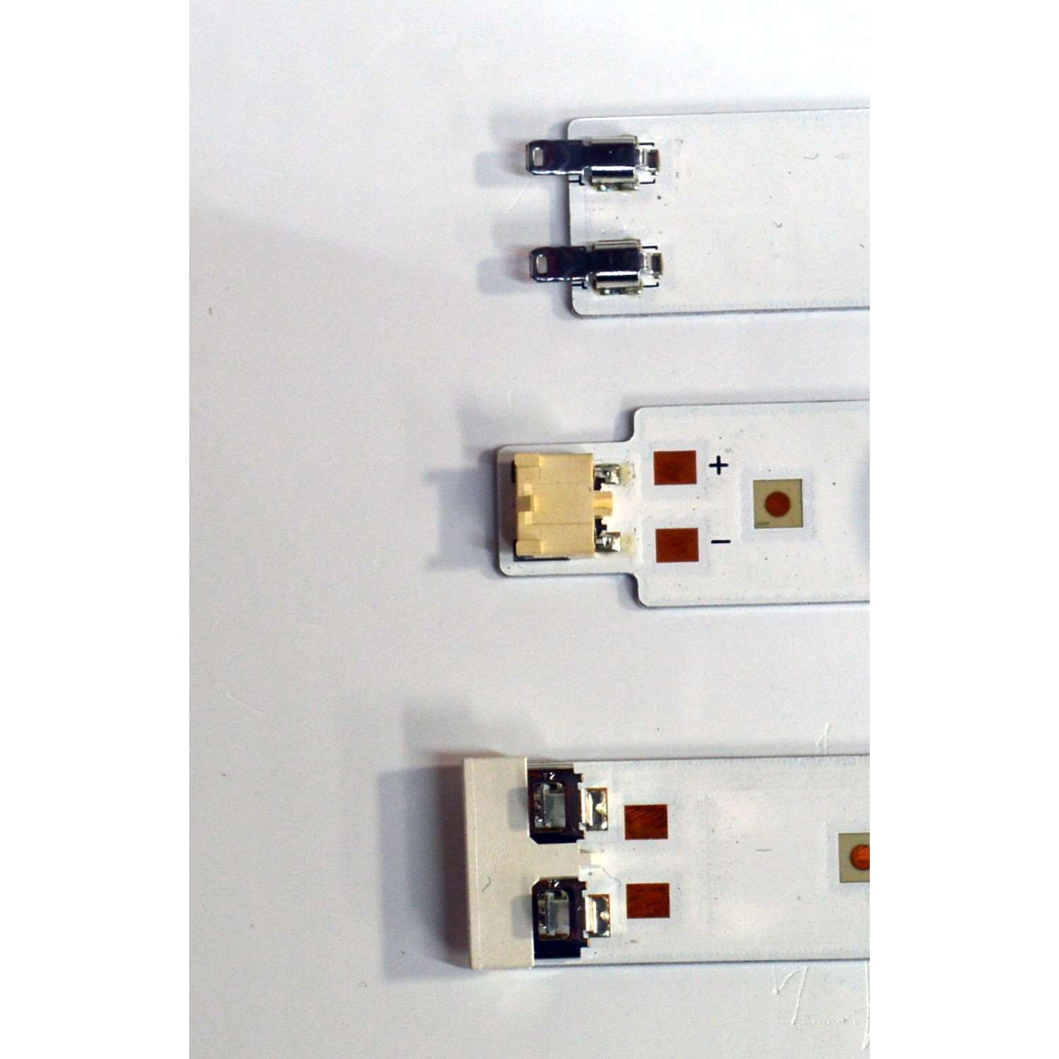 KIT DE LEDS ORIGINAL NUEVOS PARA TV SAMSUNG 10 PIEZAS / NUMERO DE PARTE BN96-50046A / BN96-50047A / LM41-00824A / 827A / LM41-00825A / 828A / L1_NU6.9 G0_CFM_R7(1) R1.0_T65_100 / 50046A / 50047APANEL CY-GN070HGJV1H / MODELO UN70NU6070FXZA / UN70NU6900FXZA - Imagen 6