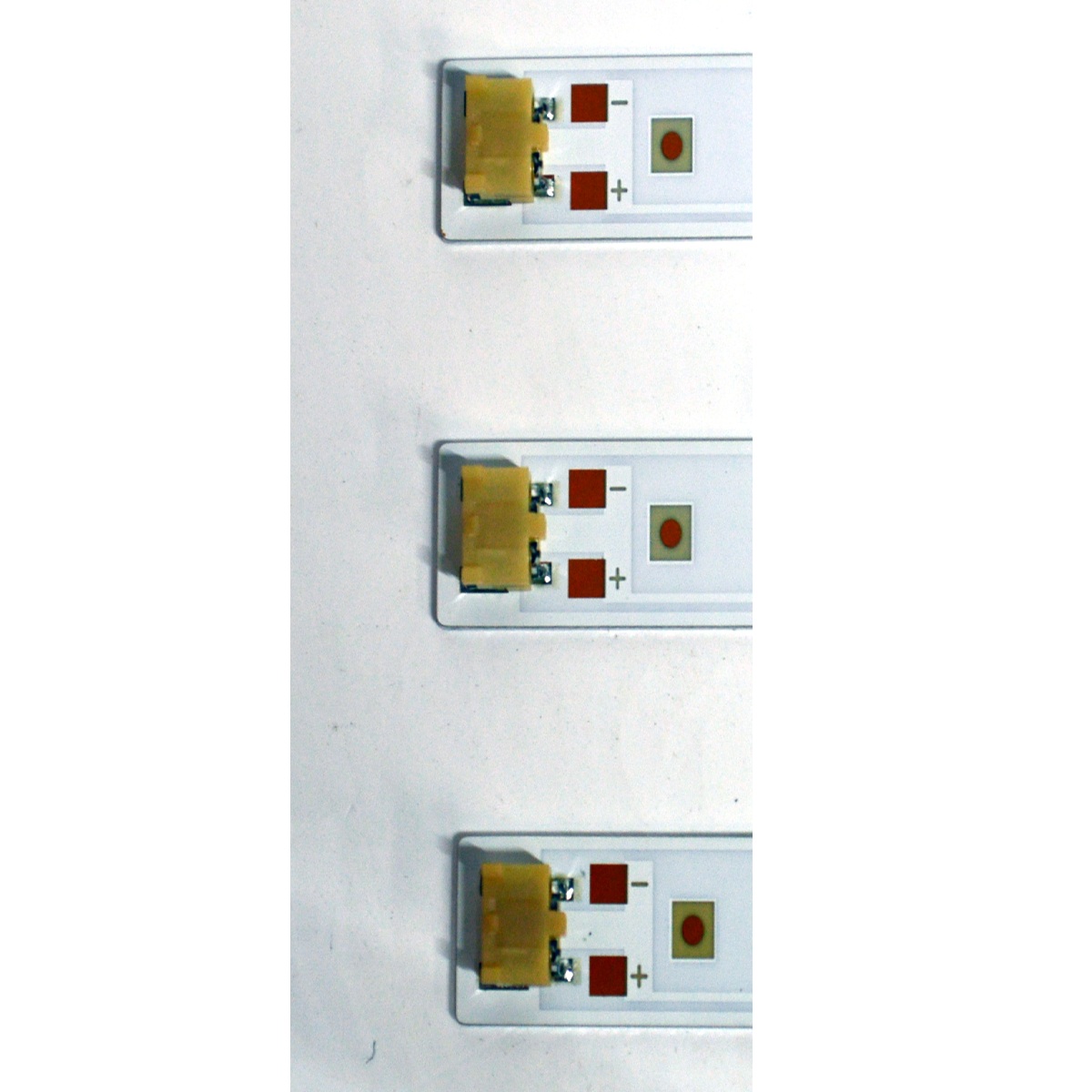 KIT DE LEDS ORIGINAL NUEVOS PARA TV SAMSUNG 3 PIEZAS / NUMERO DE PARTE BN96-37622A / 2015 SVS39.5 FHD FCOM 8LEDS REV2.2 160925 LM41-00465A / PANEL CY-JM040BGNV1H JW28 / CY-JM040BGNV4H / MODELO UN40M530 / UN40J52 / UN40N / UE40J / UA40M / HG40 / LH40 - Imagen 3