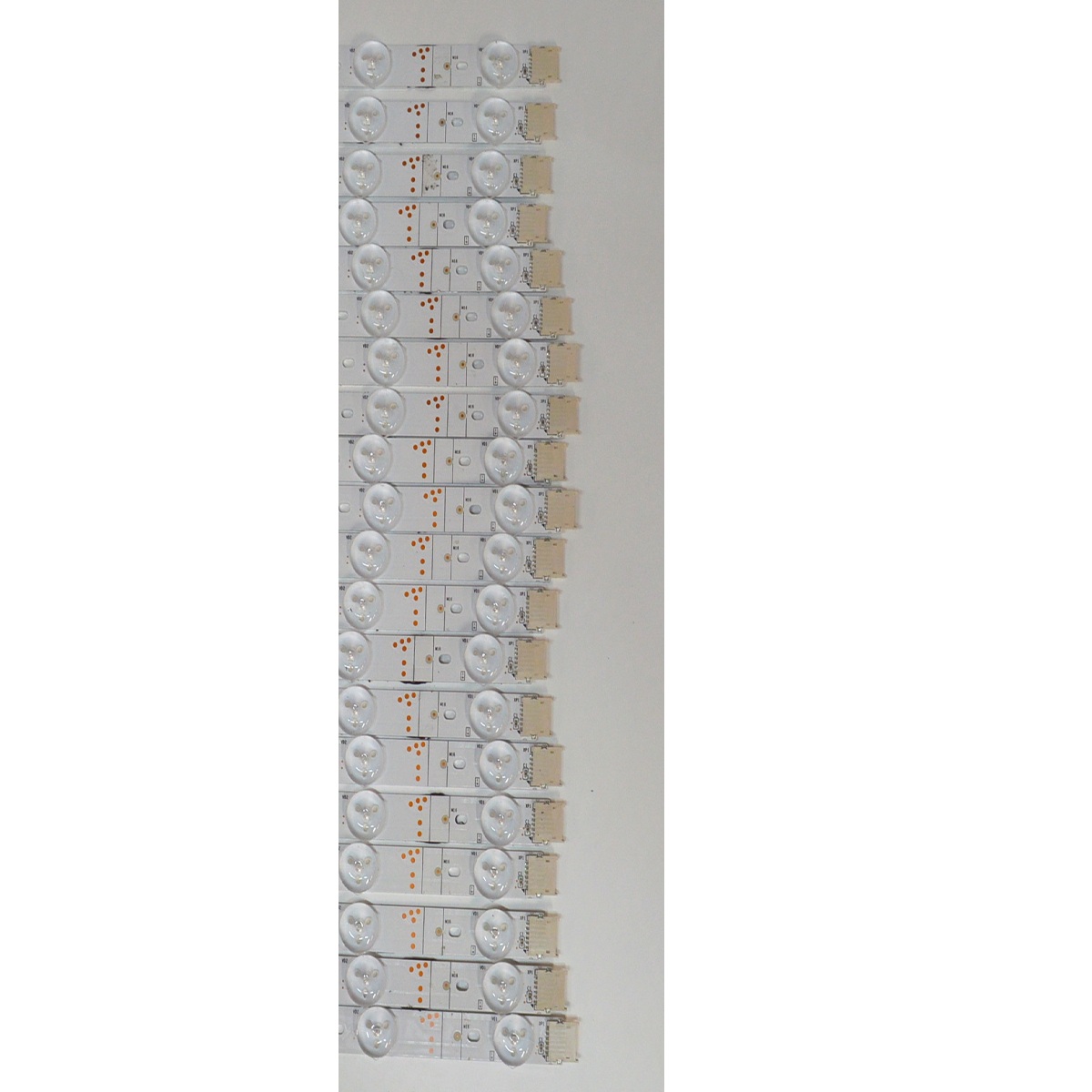 KIT DE LEDS ORIGINAL PARA TV HISENSE 20 PIEZAS / NUMERO DE PARTE LB7503E / RSAG7.820.53387/ROH / HD750J3U63-T0L/2024122301/LB7503E V0 / PANEL HD750J3U63-T0L6 / DISPLAY PT750GT02-8 / MODELO 75U65QFC / 75U65QFC 75U61QUF - Imagen 2