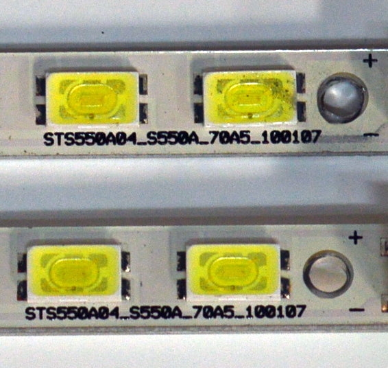 KIT DE LEDS ORIGINAL PARA TV PHILIPS 4 PIEZAS / NUMERO DE PARTE STS550A04 / STS550A04_S550A_70A5_100107 / PANEL LTA550HJ02 / MODELO 55PFL7505D/F7 - Imagen 3