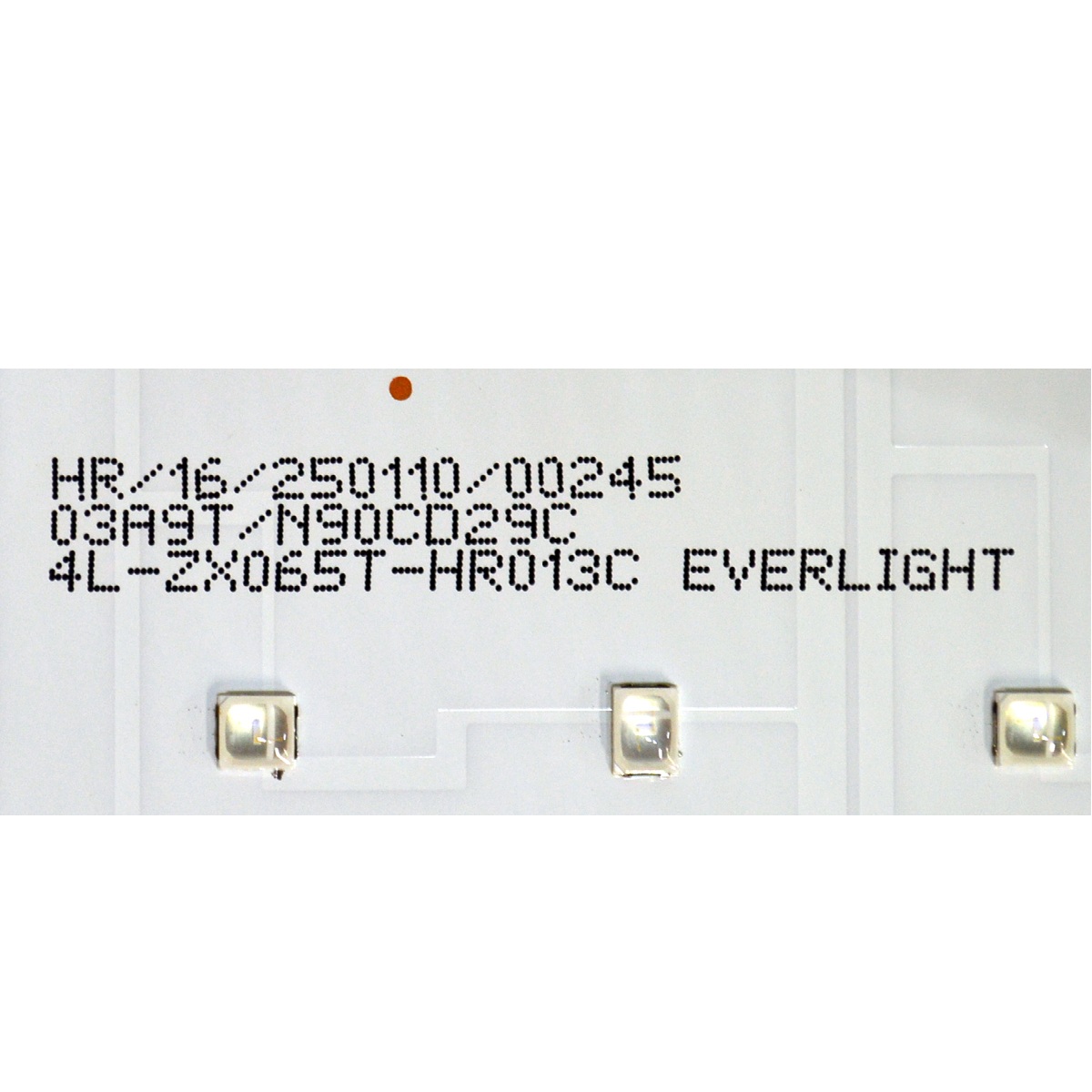 KIT DE LEDS ORIGINAL NUEVOS PARA TV PANASONIC 8 PIEZAS / NUMERO DE PARTE 65HR231M384N01 / 65HR231M384N01 V1 / 65X8300-C01 / 4L-ZX065T-HR013C / 03A9T/N90CD29C / PANEL LVU650CSDX / MODELO TX-65MX950E - Imagen 3