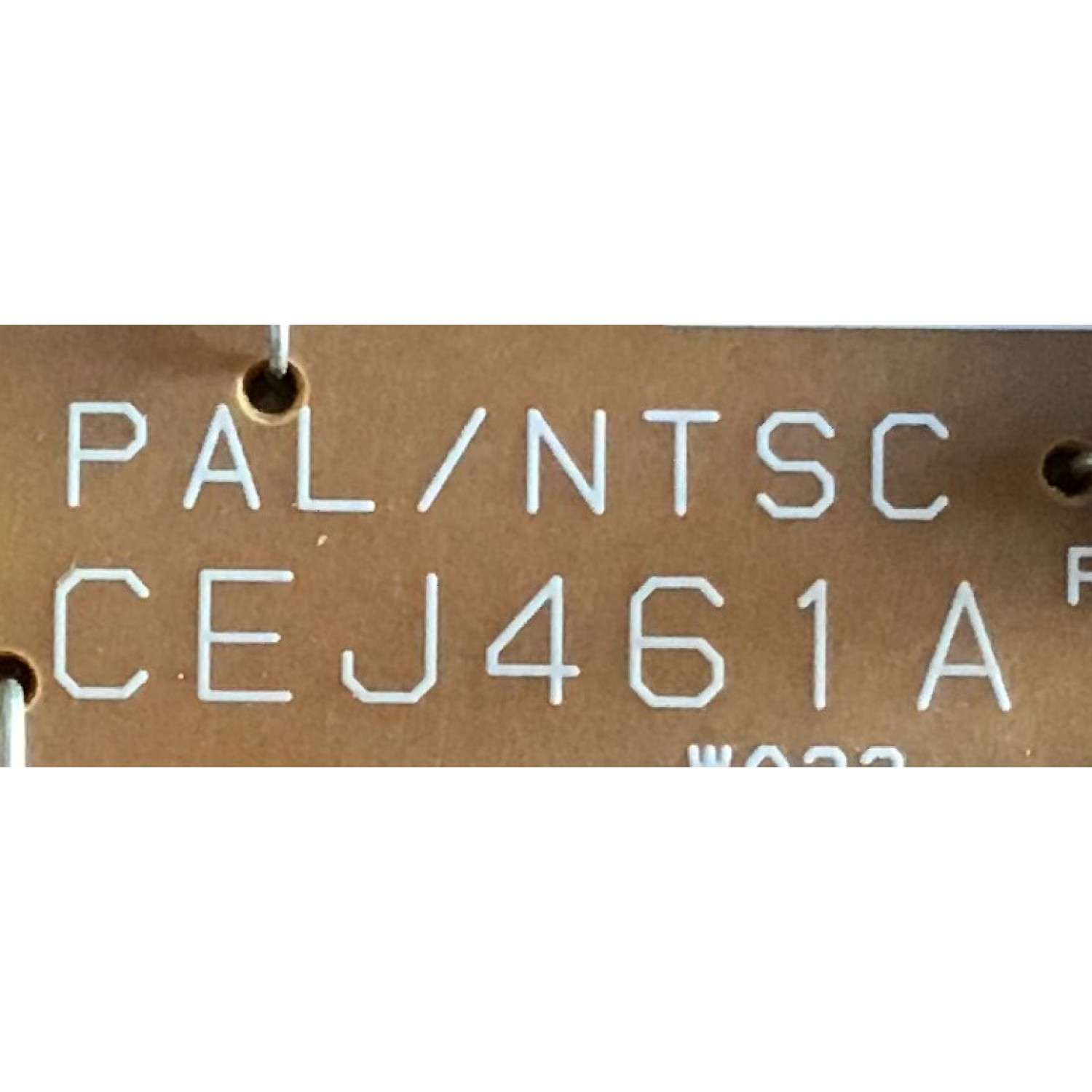 FUENTE DE PODER PARA TV.  INSIGNIA / CEJ461A / CEJ461A / S613924 / PANEL V315H1-L02 REV.C1 / MODELOS NS-LBD32X-10A / FHDBDP3209 - Imagen 3