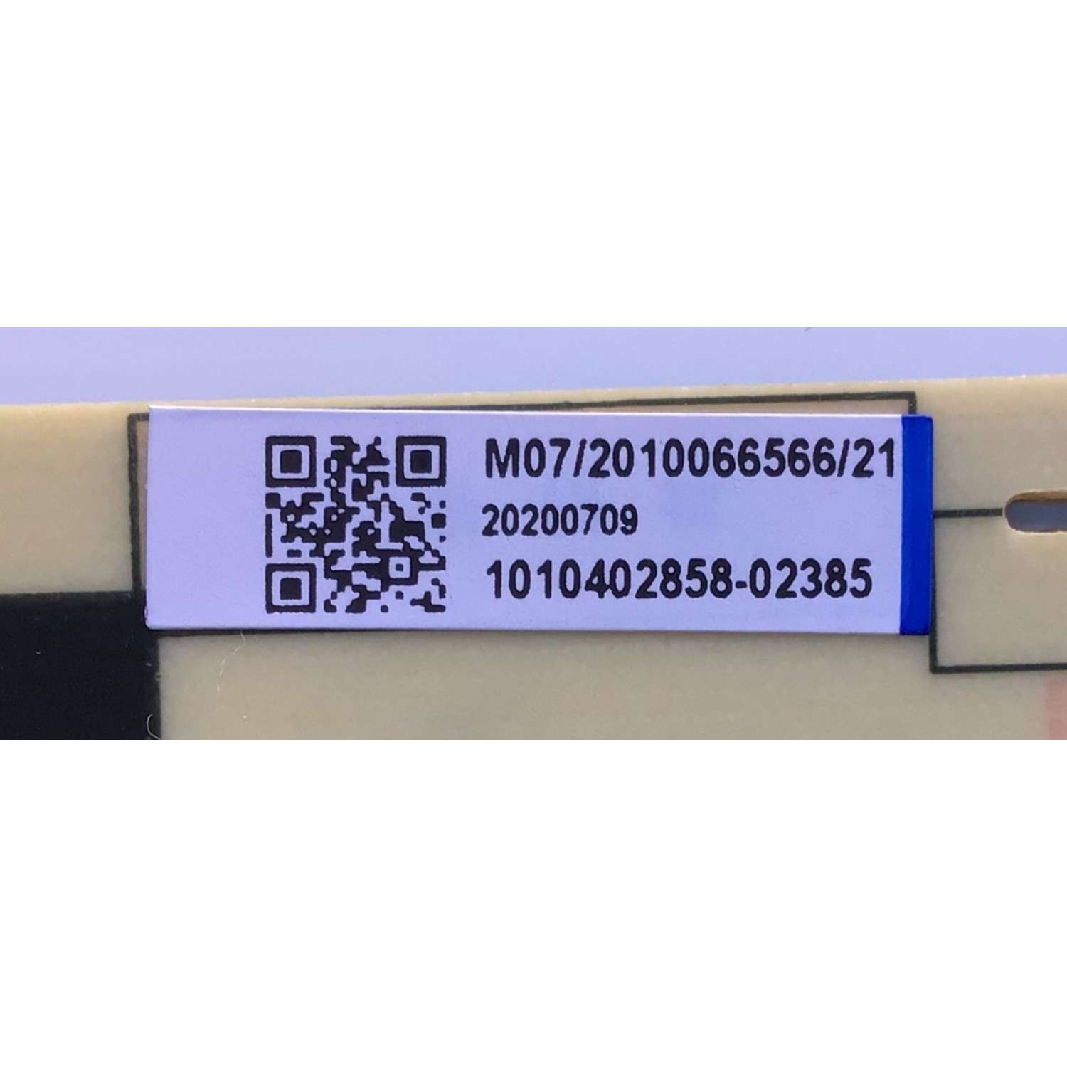 FUENTE DE PODER ORIGINAL PARA TV INSIGNIA / 514C3903M07 / TV3903-ZC02-01 / E021M463-A2 / 1010402858 / M07/2010066566/21 / 20200709 / PANEL LC390TA2A / MODELO NS-39DF310NA21 - Imagen 3