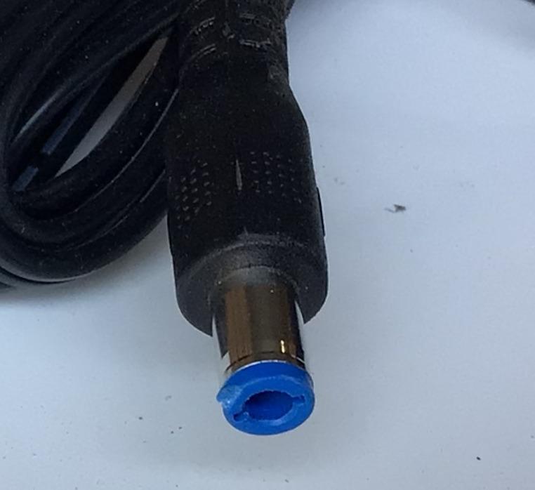 ADAPTADOR ROHS NUMERO DE PARTE 25-2303 / EPS-4 / 15 V. 4.3 A / INPUT:100-120V ~ 1.7A 60HZ / E467093 / MODELO CYUS65-150430B - Imagen 2