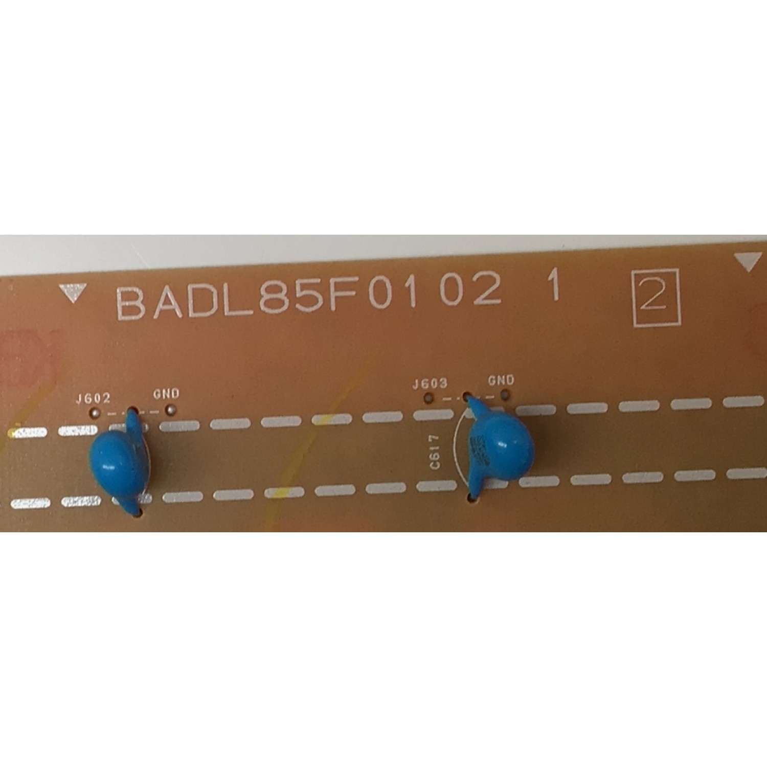 FUENTE DE PODER PARA TV PHILIPS / NUMERO DE PARTE ADL8521T / BADL85F0102 1 / ADL85MPWT / P000013635 / PANEL UCF81XA-G032 / HV650QUB-F70 / MODELO 65PUL7552 / 65PUL7552/F7 - Imagen 3