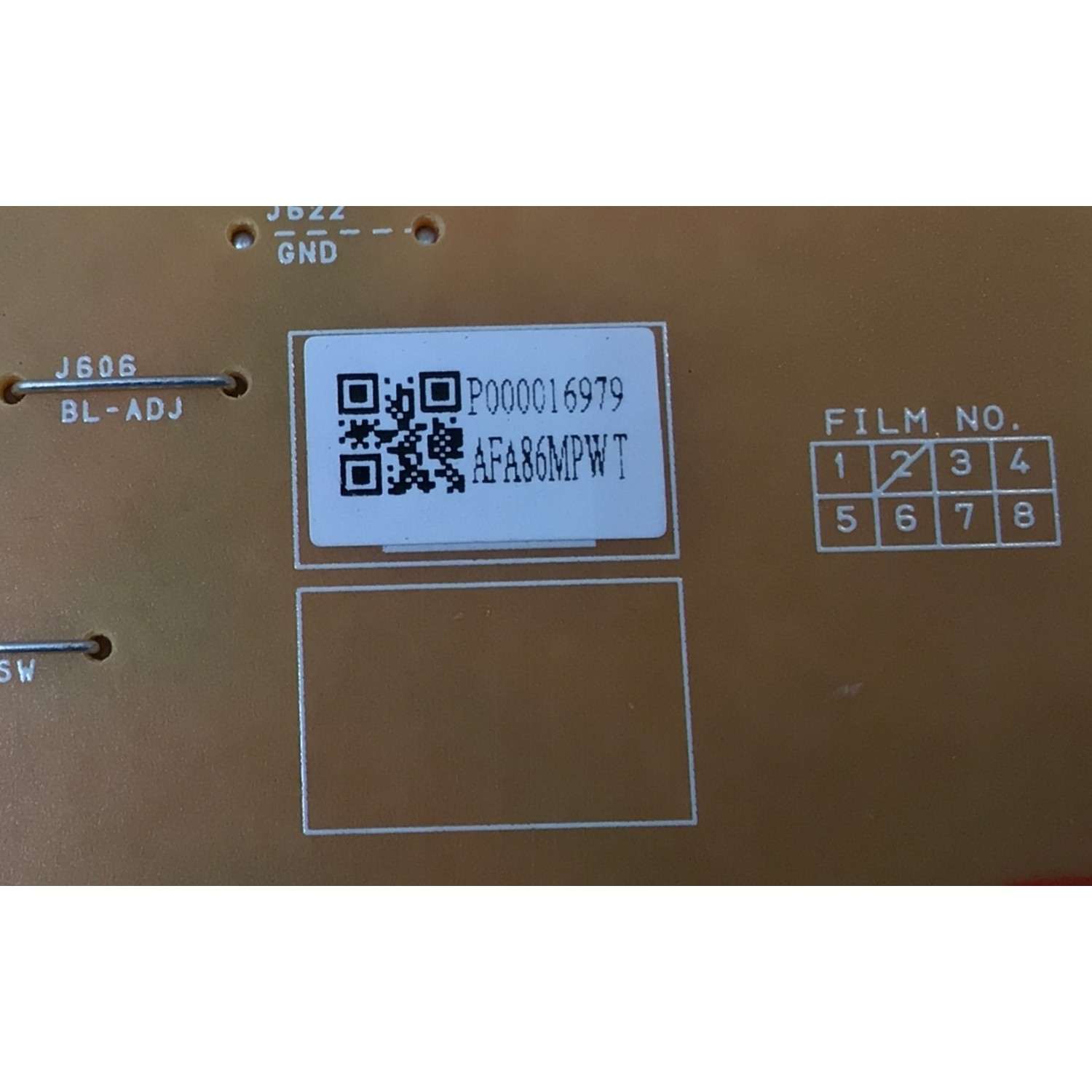 FUENTE DE PODER PARA TV PHILIPS / NUMERO DE PARTE AFA86MPWT / BADG85F0102 1 / P000016979 / PANEL UCF81XA-G032 / DISPLAY HV650QUB-F70 REV.2.0 / MODELO 65PUL6553 / 65PUL6553/F7 - Imagen 2