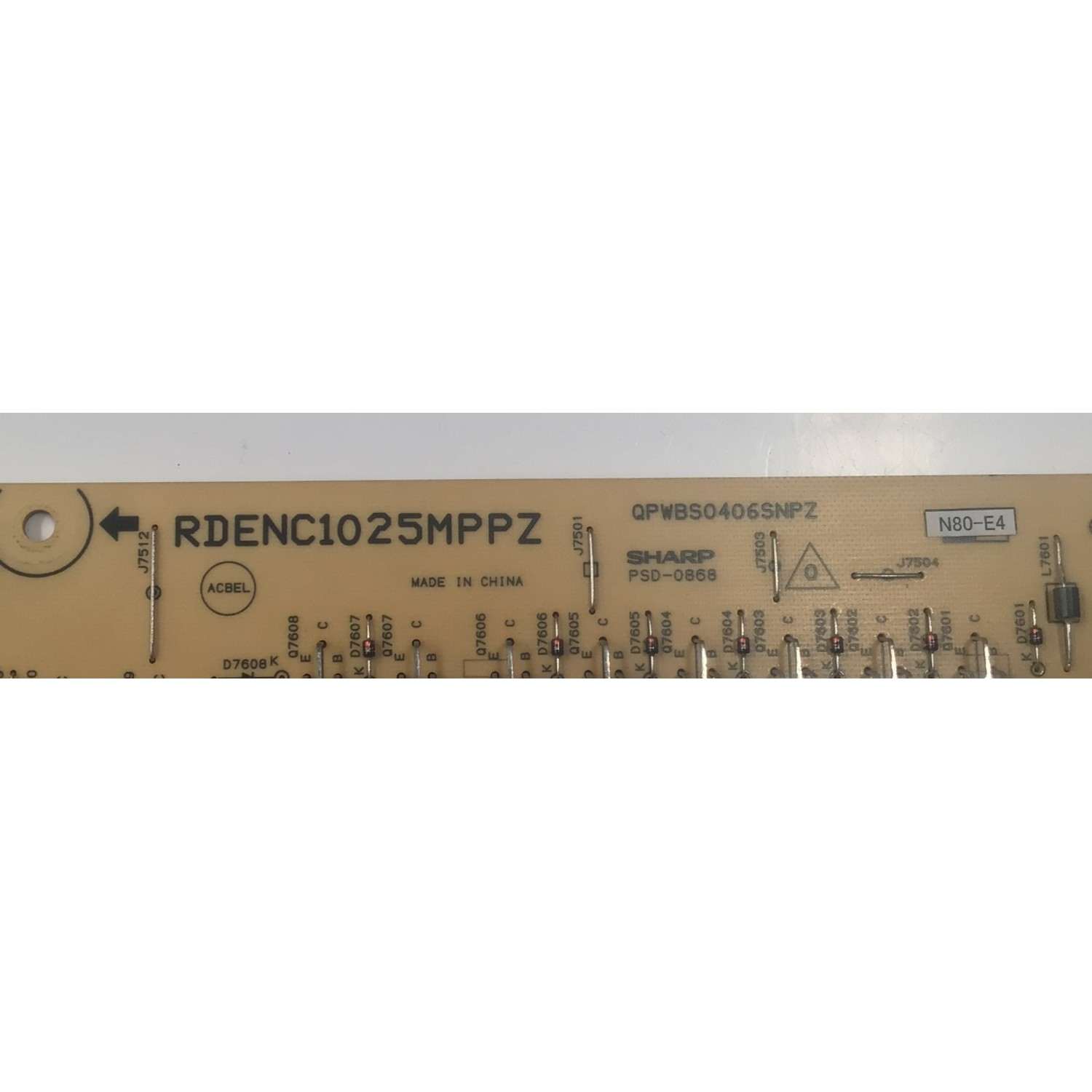 FUENTE DE PODER PARA MONITOR SHARP ORIGINAL / NUMERO DE PARTE RDENC1025MPPZ / QPWBS04065NPZ / PSD-0868 / N80-E4 / 21-000027A / MODELO L802B 80" - Imagen 3