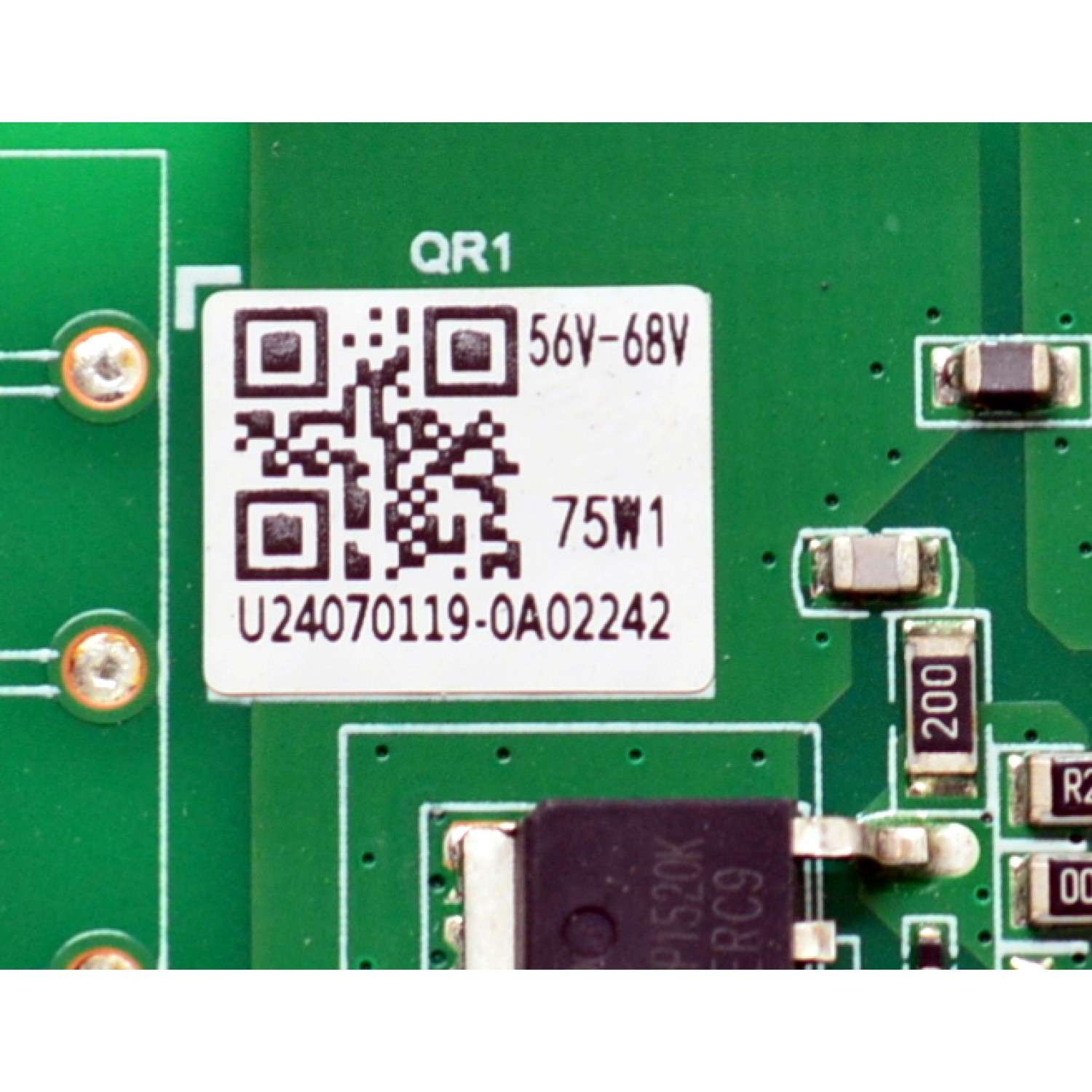 MAIN FUENTE COMBO ORIGINAL PARA TV VIZIO FULL HD / NUMERO DE PARTE 60000-00012 / TPD.MT5583T.PB758 (T) / 4700022759 / 3.550.20.1-1 / U24070119-0A02242 / PANEL BOEI430WU1 / HV430FHB-F91 / MODELO VFD43M-0804 / VFD43M-0804 LBVFU6JA - Imagen 4