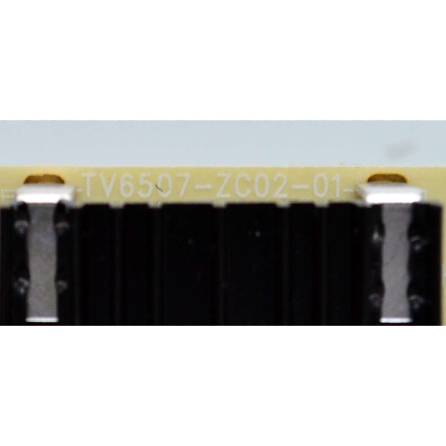 FUENTE DE PODER ORIGINAL PARA TV SELECT SERIES ROKU / NUMERO DE PARTE TV6507-ZC02-01 / 514C6507M16 / E021M716-C2 / M16/6726-00220 / 2010139398 / DISPLAY V550DJ2-Q01 REV.D1 / MODELO 55R4AX / SI55QRF - Imagen 2