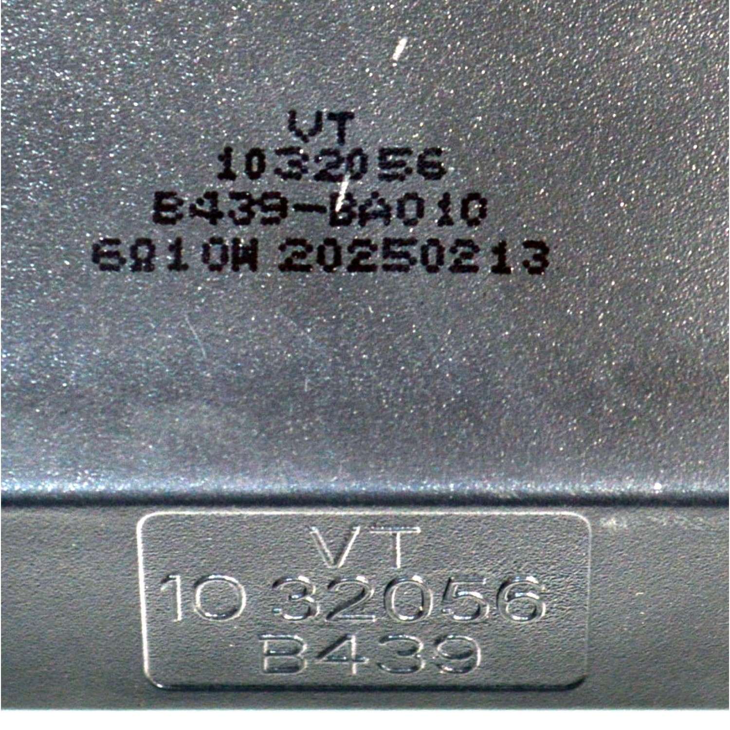 KIT DE BOCINAS ORIGINAL PARA TV VIZIO 2 PIEZAS / NUMERO DE PARTE 1032056 / 1020570 / VT1032056 / VT 1020570 / B439 / B439-BA010 / B439-BA000 / MODELO M55Q6-L4 / M55Q6-L4 LBVFN8KB - Imagen 2