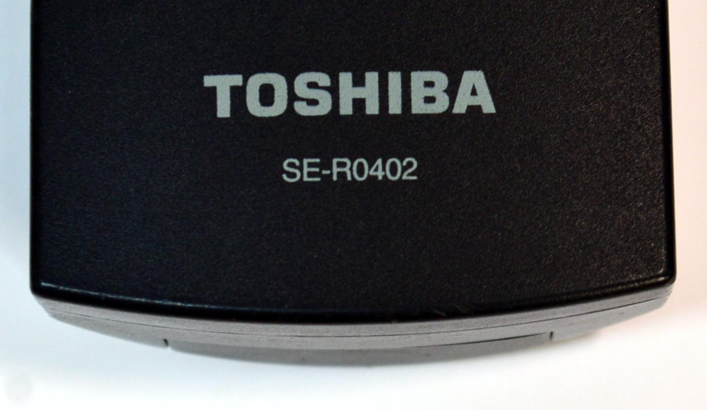 CONTROL REMOTO ORIGINAL PARA REPRODUCTORES DE BLU-RAY/DVD TOSHIBA / NUMERO DE PARTE SE-R0402 / SW-0145 / W6023-0145-0331 / MODELO BDX2250KU / BDX5200 / BDX4200KU / BDX2200KU / BDX4200 / BDX4150KU / BDK21 / BDX2200 / BDX2150K / BDK21KU / BDK33 / BDK33KU - Imagen 3
