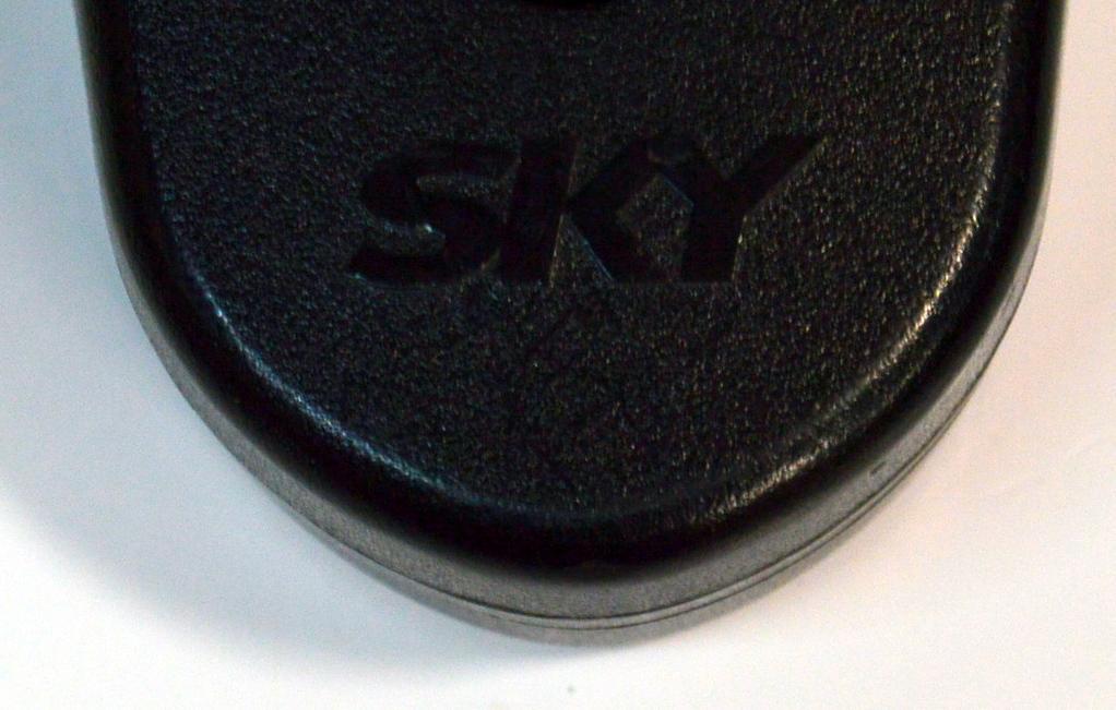 CONTROL REMOTO PARA LOS DECODIFICADORES DE SKY/VeTV / NUMERO DE PARTE MX348A / C5312-R / RC02M-0 / RC10M / HME-2SK / HME-3SKHD / RM-3SK / CE-SXY - Imagen 2