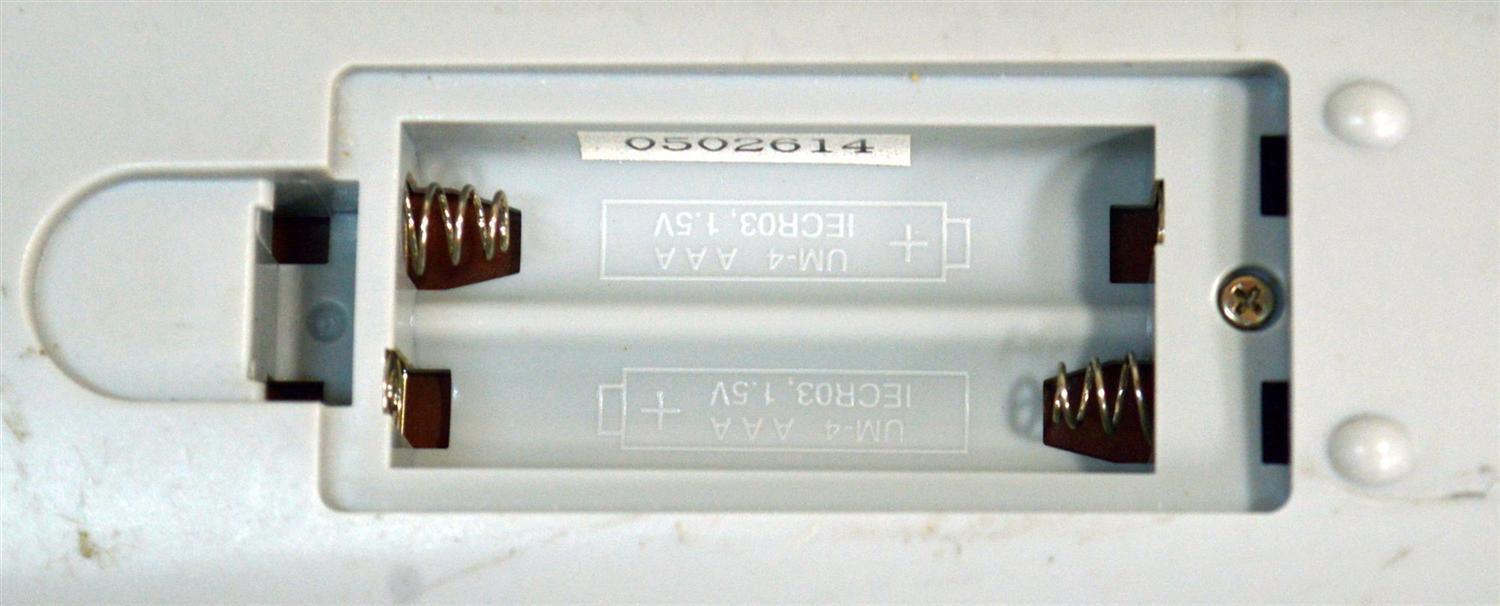 CONTROL REMOTO ORIGINAL NUEVO PARA DVD / VCR  /  TV. / TOSHIBA / NUMERO DE PARTE SE-R0169 / 0502614 / 076D0KQ010 / P4142-2 / MODELO DVR5SR / SD-5980 / SD-5980SU / SD-V291 / SD-291U / SDK220 - Imagen 3