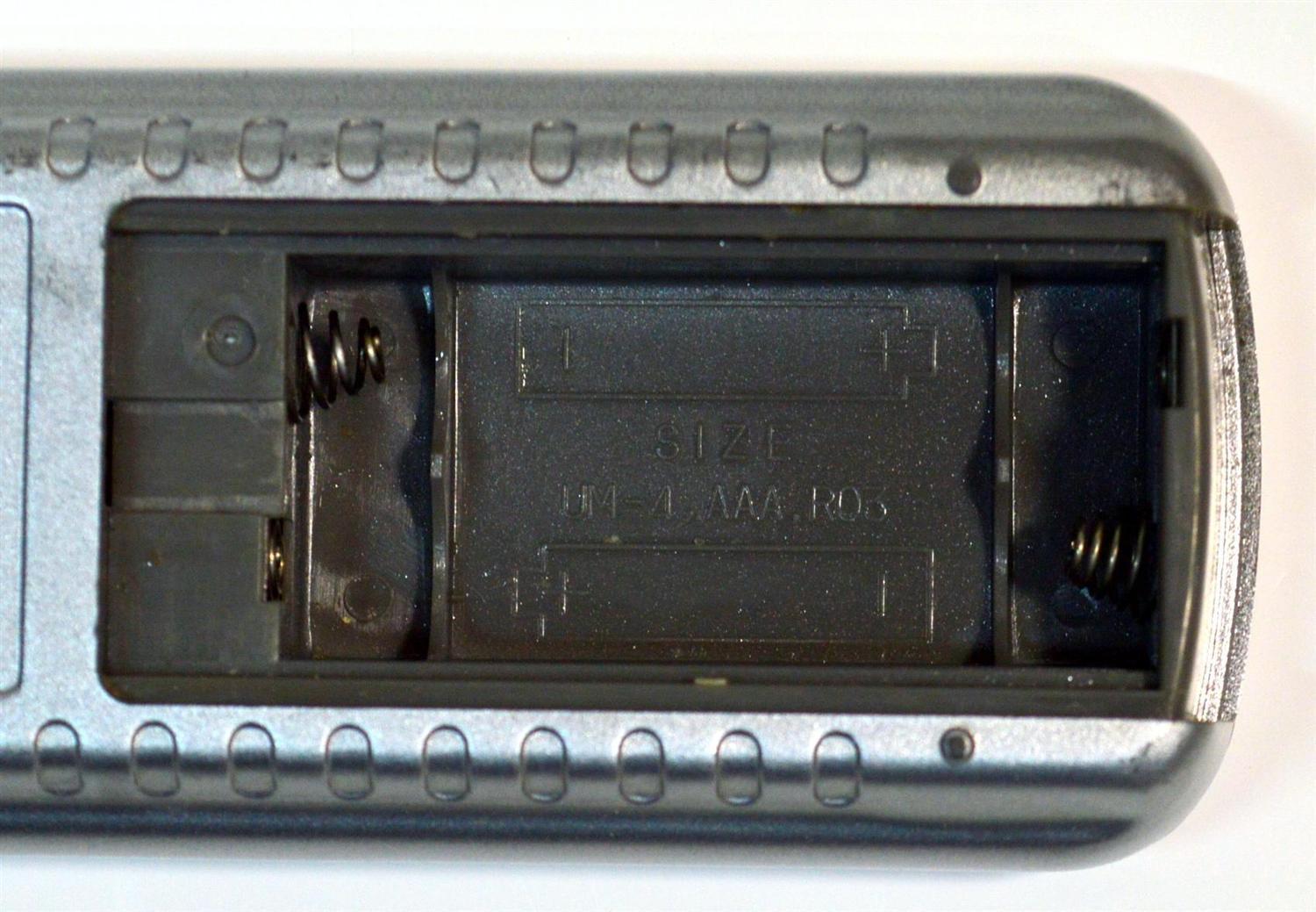 CONTROL REMOTO ORIGINAL JVC PARA SISTEMAS DE AUDIO / NUMERO DE PARTE RM-SPCX250 J / RM-SPCX250J / COMPATIBLE CON SISTEMAS DE AUDIO ESTEREO PORTATILES / MODELO PC-X250 / PC-X270 - Imagen 3