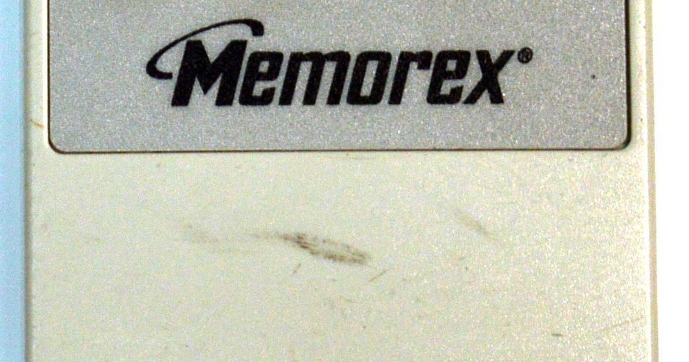 CONTROL REMOTO ORIGINAL MEMOREX PARA REPRODUCTOR DVD / CUENTA CON FUNCIONES BASICAS DE TV / NUMERO DE PARTE VC532237 / 0094013916M / 076R0JT010 / RCNN83 / RM-242 / SE-R0213 / MODELO MVD2015 / MVD2016 / MVD2047 / MVD2037 / MVD2022 / MVD2020 / MVD2042 - Imagen 4