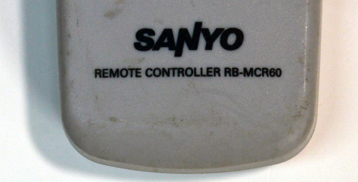 CONTROL REMOTO ORIGINAL SANYO PARA EQUIPOS DE AUDIO COMO REPRODUCTORES DE CD Y CASETES / COMPATIBLE CON EQUIPO DE AUDIO SANYO/FISHER / NUMERO DE PARTE RB-MCR60 / 344-1 / MODELO AWM660 / RT64506387 / DC-MCR60 - Imagen 2