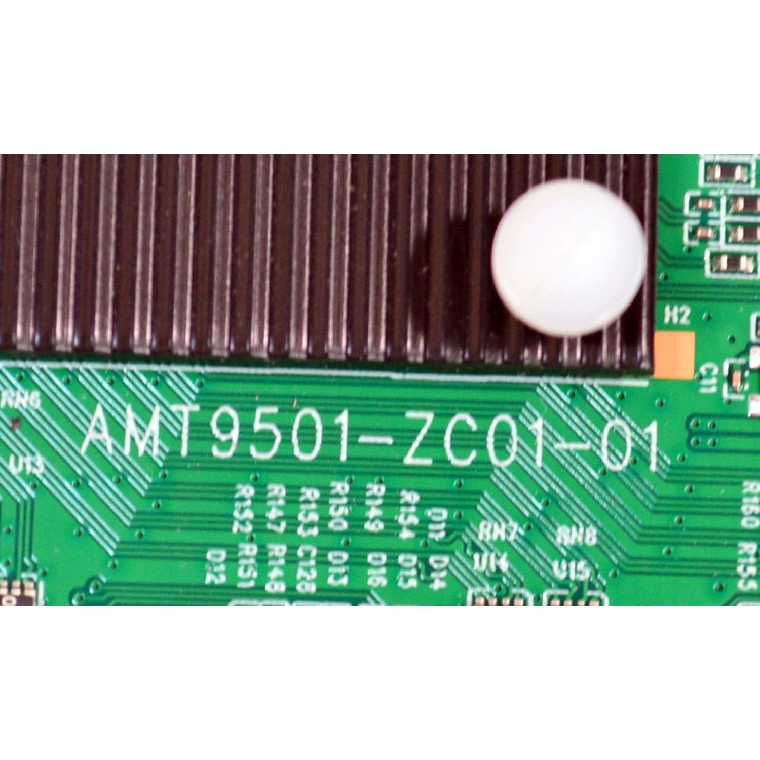MAIN FUENTE COMBO ORIGINAL PARA TV ONN ROKU / NUMERO PARTE 515CT9501M26 / AMT9501-ZC01-01 / M26/3985-02937 / 2130006800 / M25010-MU / PANEL HV320WHB-F56 / DISPLAY HV320WHB-F56 REV.4.0 / MODELO 100012589 32" - Imagen 4