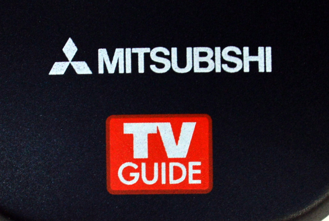 CONTROL REMOTO ORIGINAL NUEVO PARA TV MITSUBISHI / CUENTA CON UNA FUNCION MULTI-SWITCH UNIVERSAL PARA OPERAR TELEVISORES MITSUBISHI Y OTROS DISPOSITIVOS / NUMERO DE PARTE UR64EC276-4 / 290P122A20 / EUR647023 / 290P122020 / 290P116010 / 290P122010 - Imagen 3