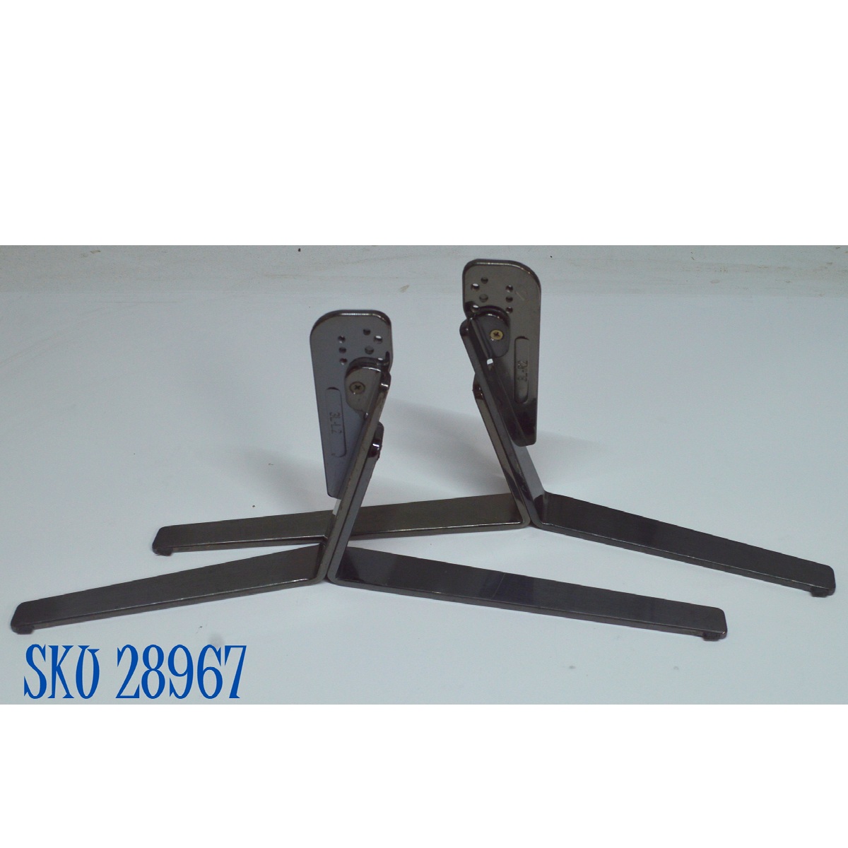 KIT DE BASES DE METAL ORIGINAL PARA TV SONY 2 PIEZAS / NUMERO DE PARTE 500937211 / 500936811 / 5-009-368-11 / 5-009-372-11 / SB1 3L-L / SB2 3L-R / MODELO XBR-75X950H