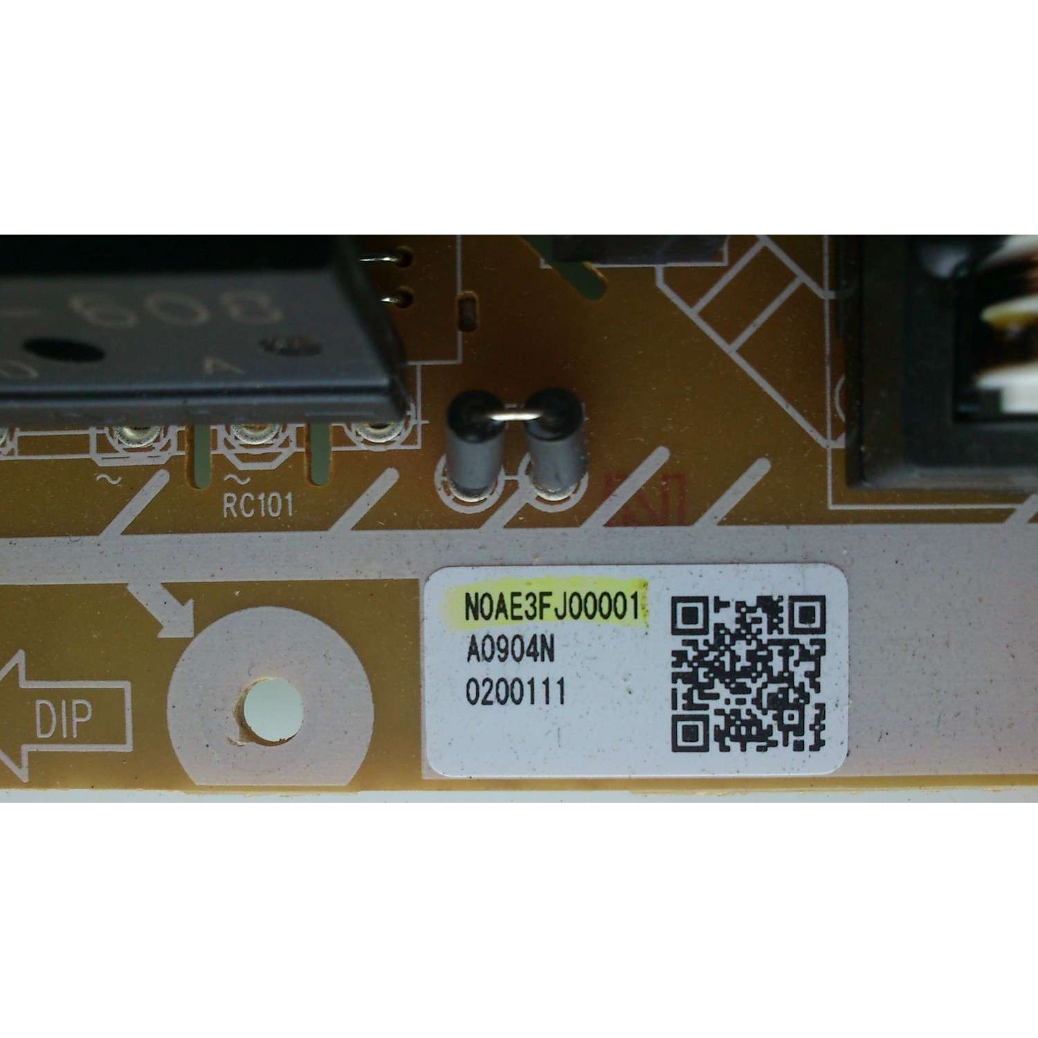 KIT DE BOCINAS ORIGINAL PARA TV SAMSUNG 4 PIEZAS / NUMERO DE PARTE BN96-54679A / 6Ω 10W / BN63-19505A001 / BN9654679A / MODELOS QN65LS03BAFXZA / QN65LS03BDFXZA / QN65LS03FADXZA - Imagen 3