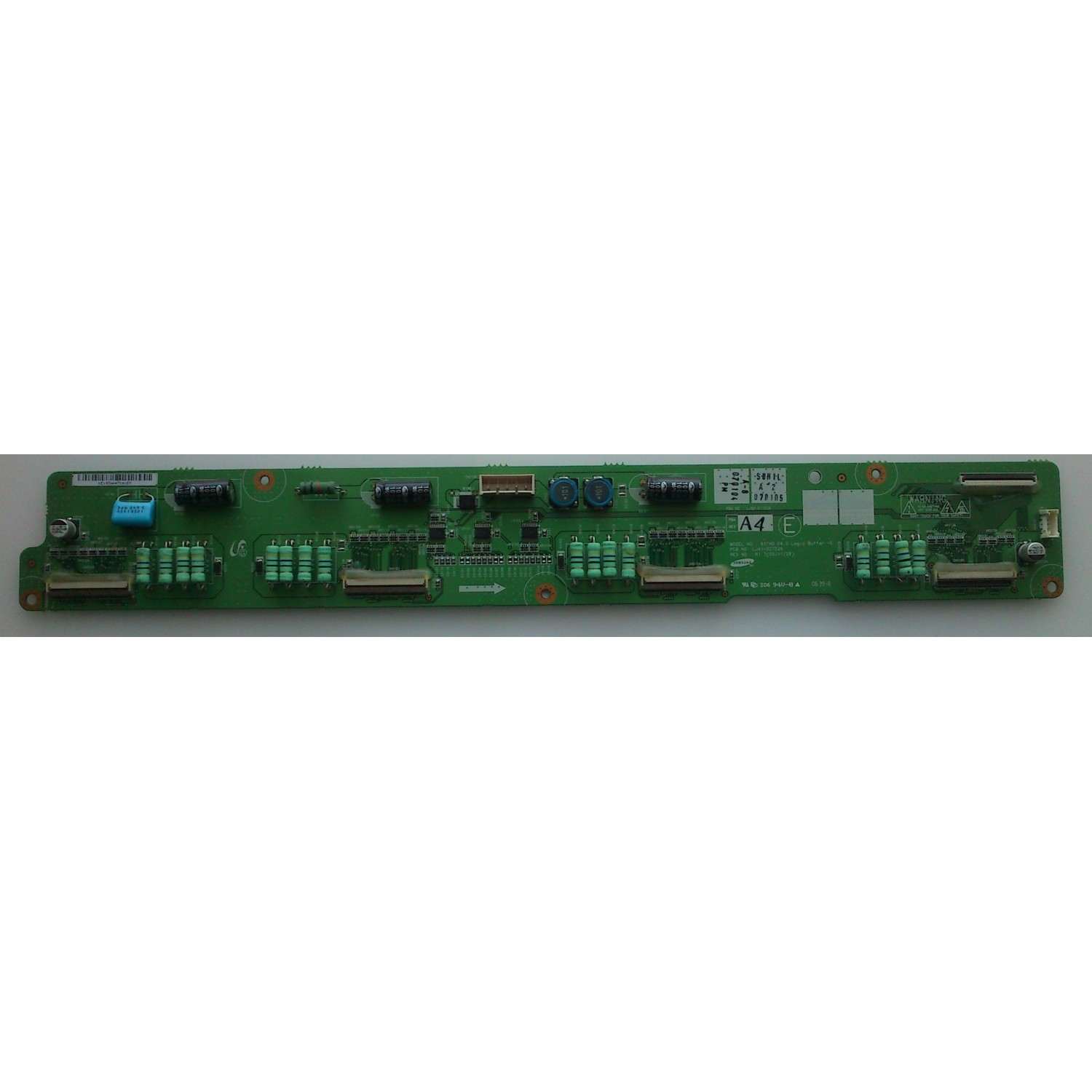 MAIN FUENTE PARA TV ELEMENT / NUMERO DE PARTE SY14273 / CV3393BH-B42 / 890-M00-06N60 / 1.81.16.00403 / 45T11941406Z / PANEL V400HJ6-PE1 / MODELO ELEFW408	