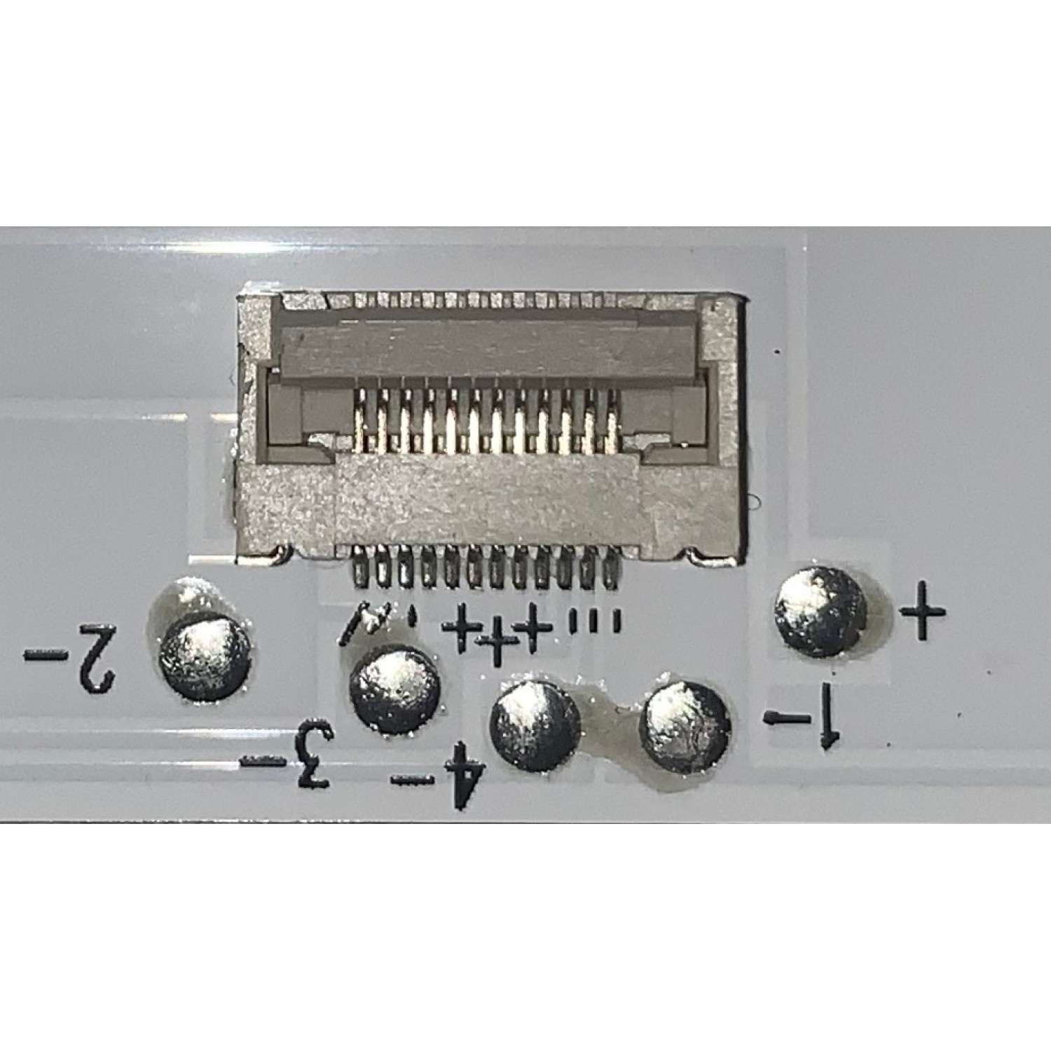 KIT DE LEDS PARA TV HISENSE ( 9 PZ ) / NUMERO DE PARTE JHD55X3U51-T0L8-2020120701 / 1249966 / LB5514V V1 / E469119 / PANEL JHD55X3U51-T0L8B2/S0/GM/ROH / MODELO 55U6G / 55U6GR - Imagen 2