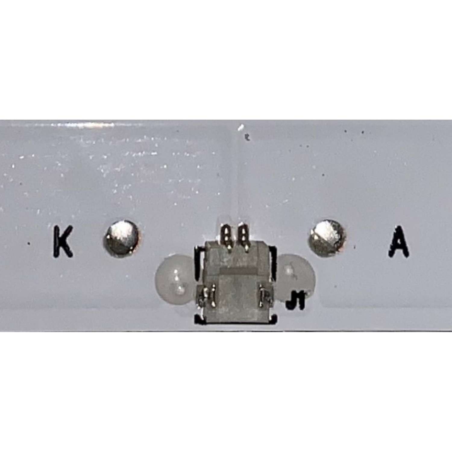 KIT DE LEDS PARA TV WESTINGHOUSE ( 3 PZ ) / NUMERO DE PARTE 303TH430038 / TFMT43D08-ZC23AG-04 / E469119 / 112600155ZC00 / MODELOS WD43UB4530 / WG43UX4100 / WE43UB4530 - Imagen 2