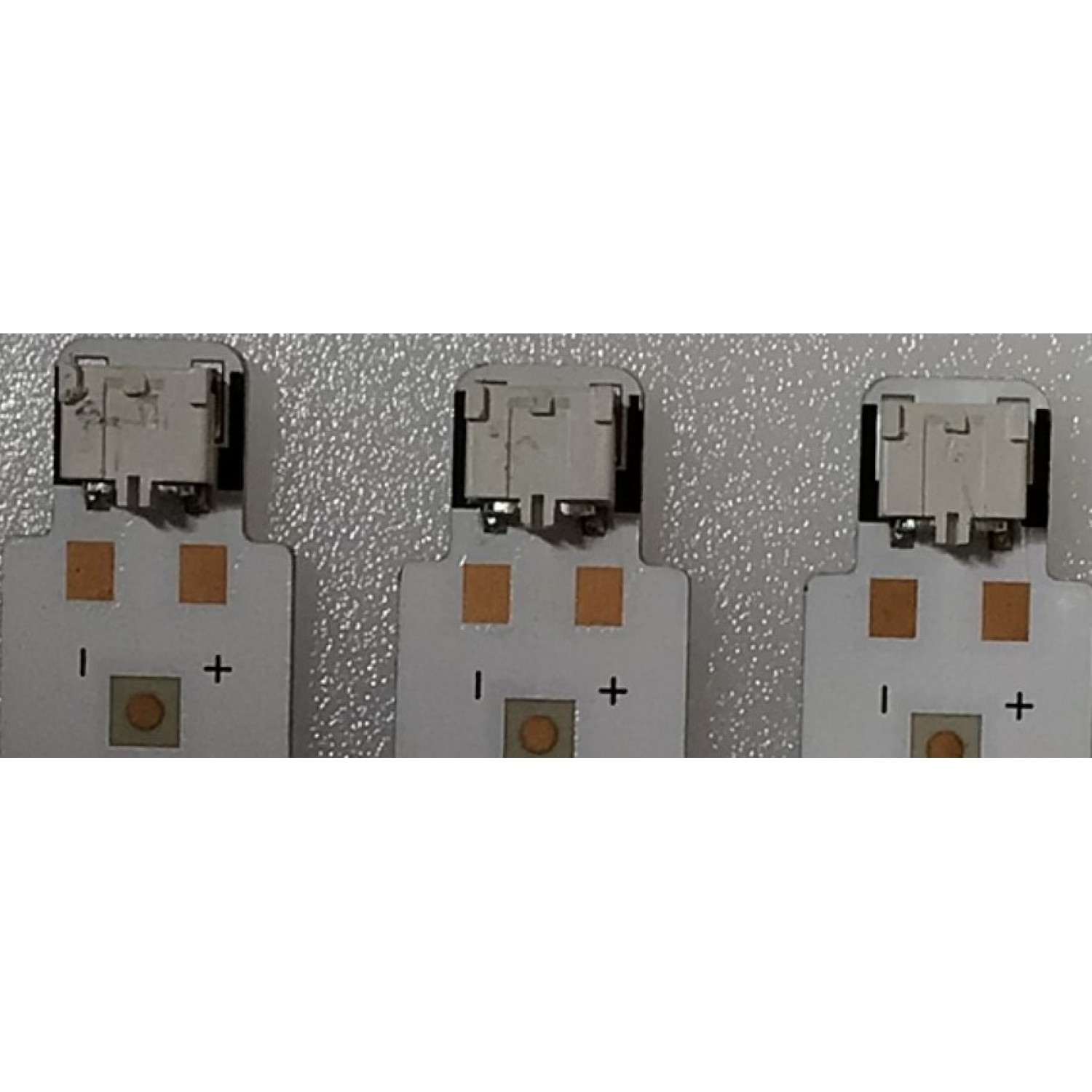 KIT DE LED'S PARA TV SAMSUNG ((18 PIEZAS)) / NUMERO DE PARTE BN96-52407A / BN96-52408A / BN96-52409A / LM41-01030A / LM41-01031A / LM41-01032A / 52407A / 52408A / 52409A / 86MR00 / 86LR00 / 86RR00 / PANEL CY-BT086FGEV2H / MODELO UN86TU9010FXZA BB01 - Imagen 4